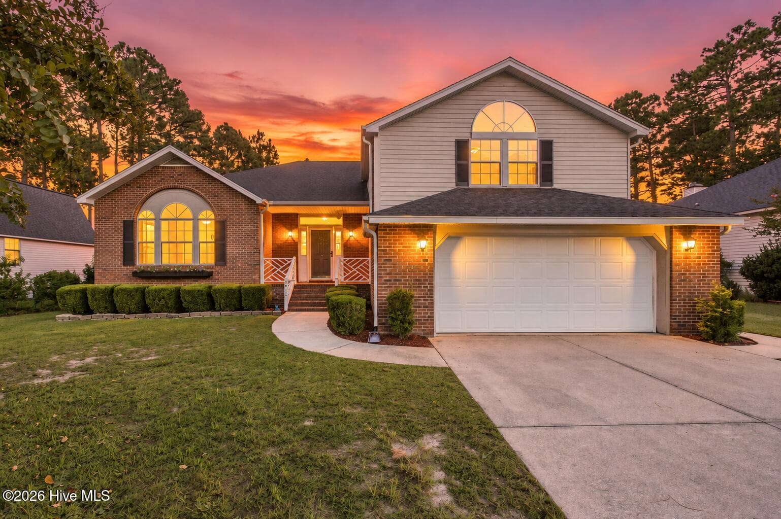 Single Family Residence at 6912 Haberdeen Drive, Wilmington, NC 28411, photo 2 of 73