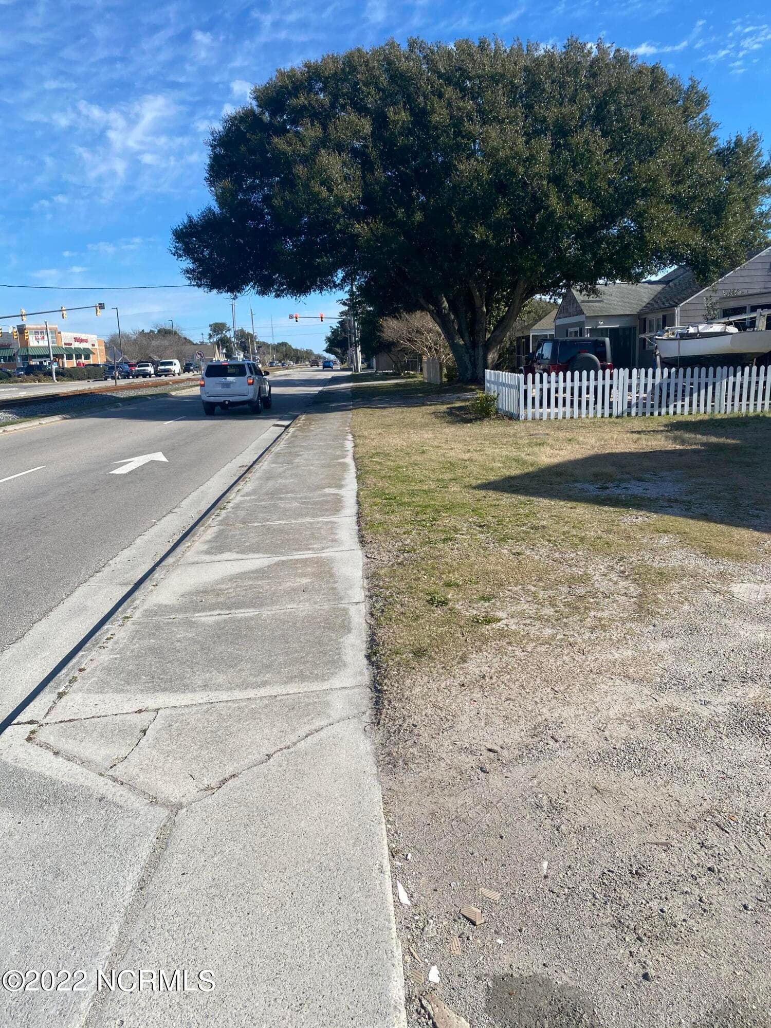 2311 Arendell Street, Morehead City, NC 28557