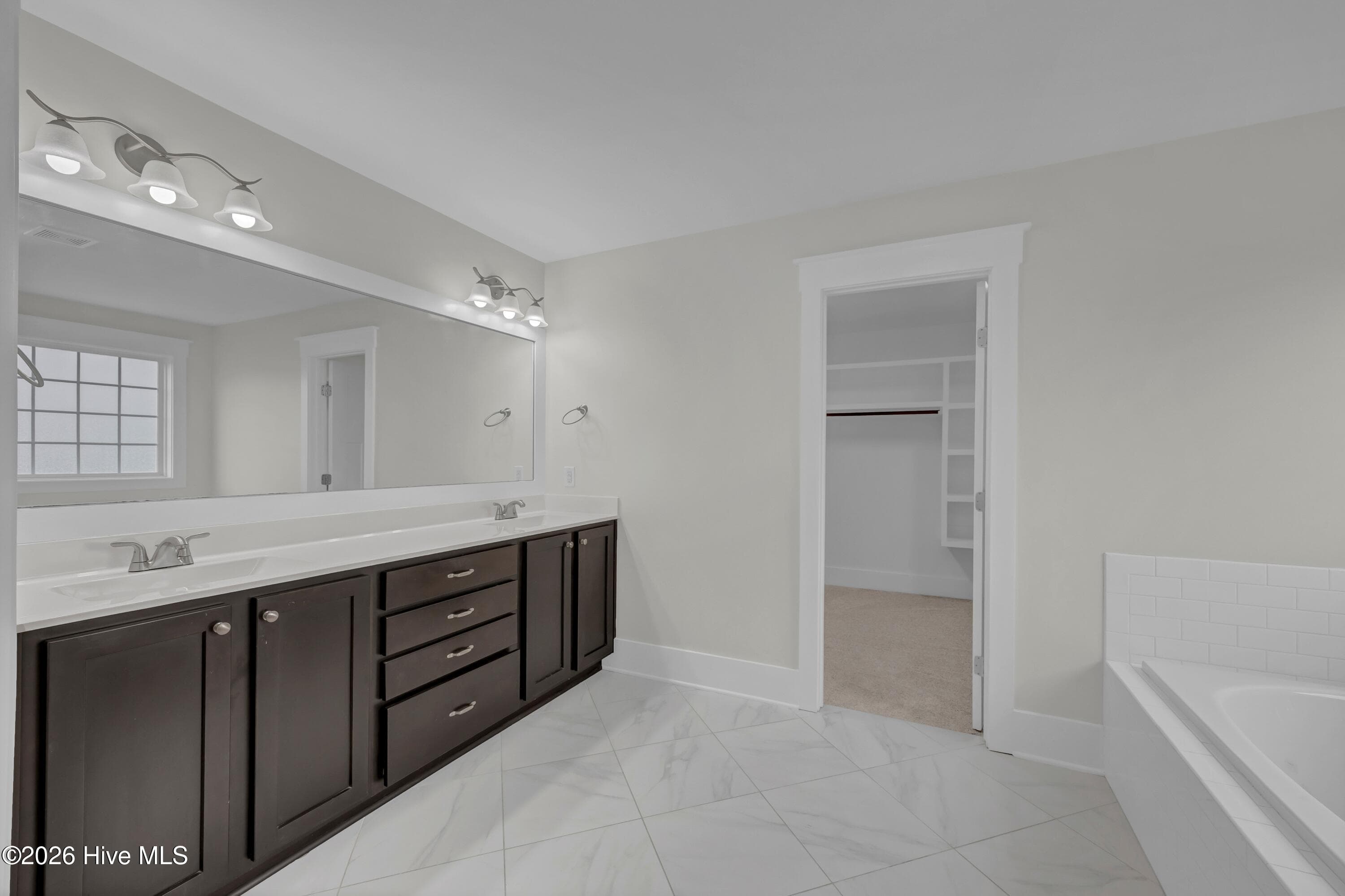 Single Family Residence at 4136 Pine Hollow Drive, Wilmington, NC 28412, photo 15 of 28