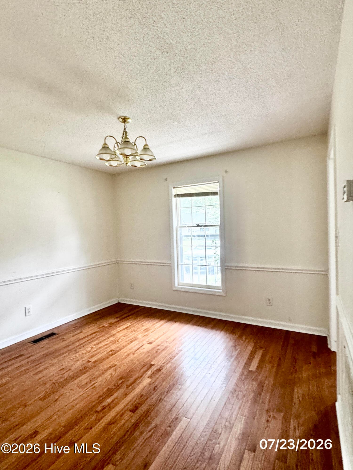 Single Family Residence at 151 Raintree Circle, Jacksonville, NC 28540, photo 7 of 37