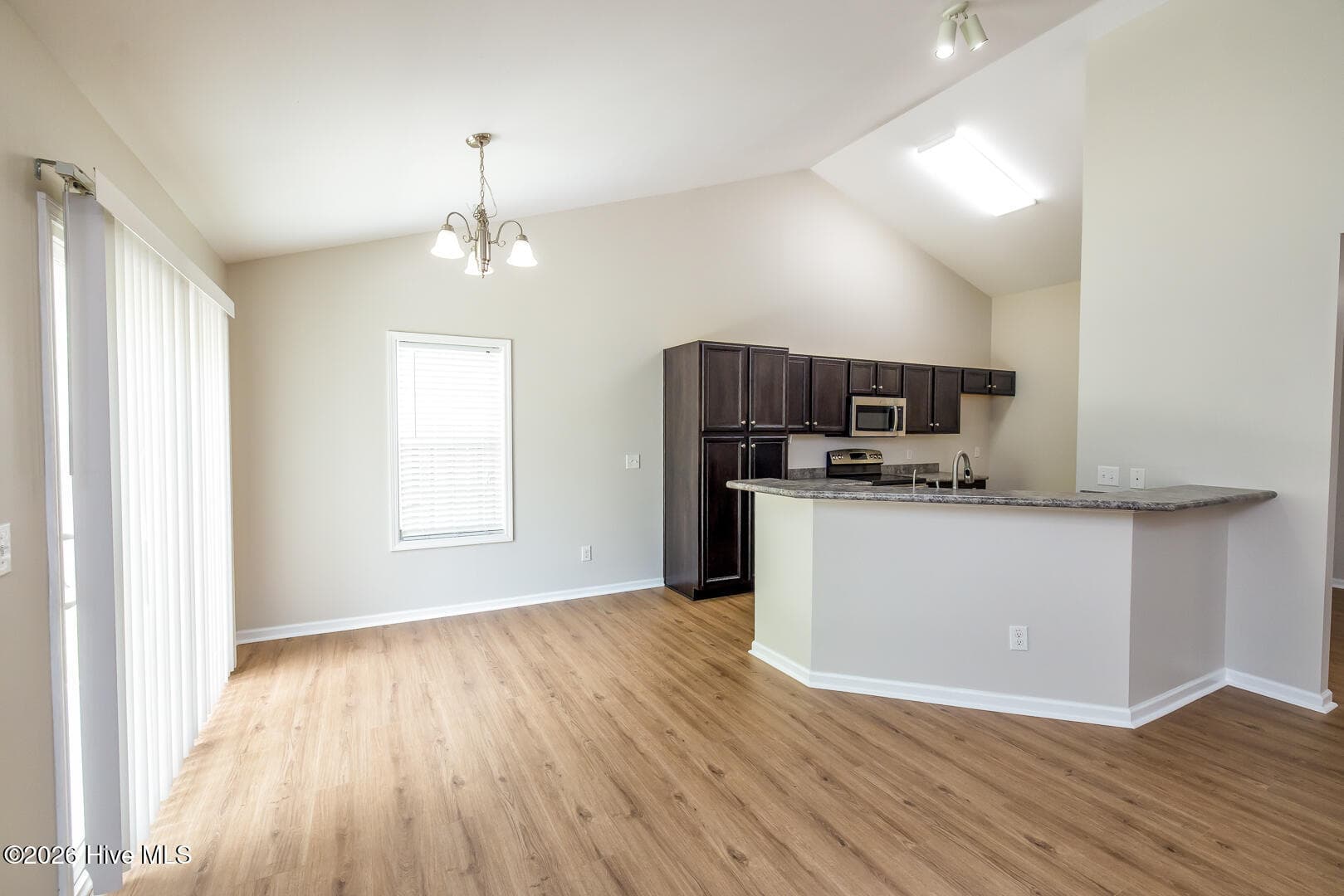 Single Family Residence at 1017 Bally Bunion Lane, Burgaw, NC 28425, photo 14 of 39
