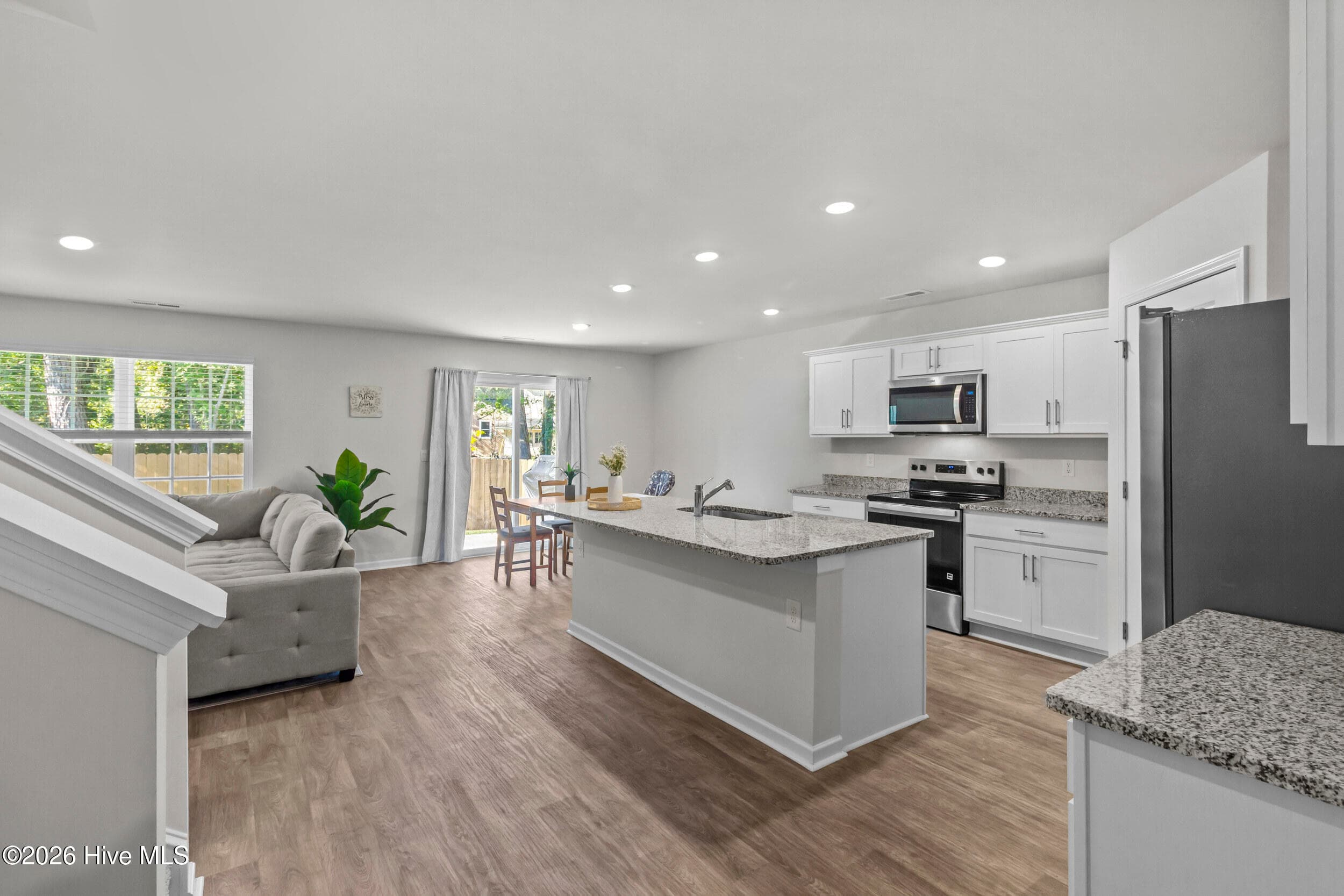 Open Living Area - 4019 Emerald View, New Bern, NC 28560