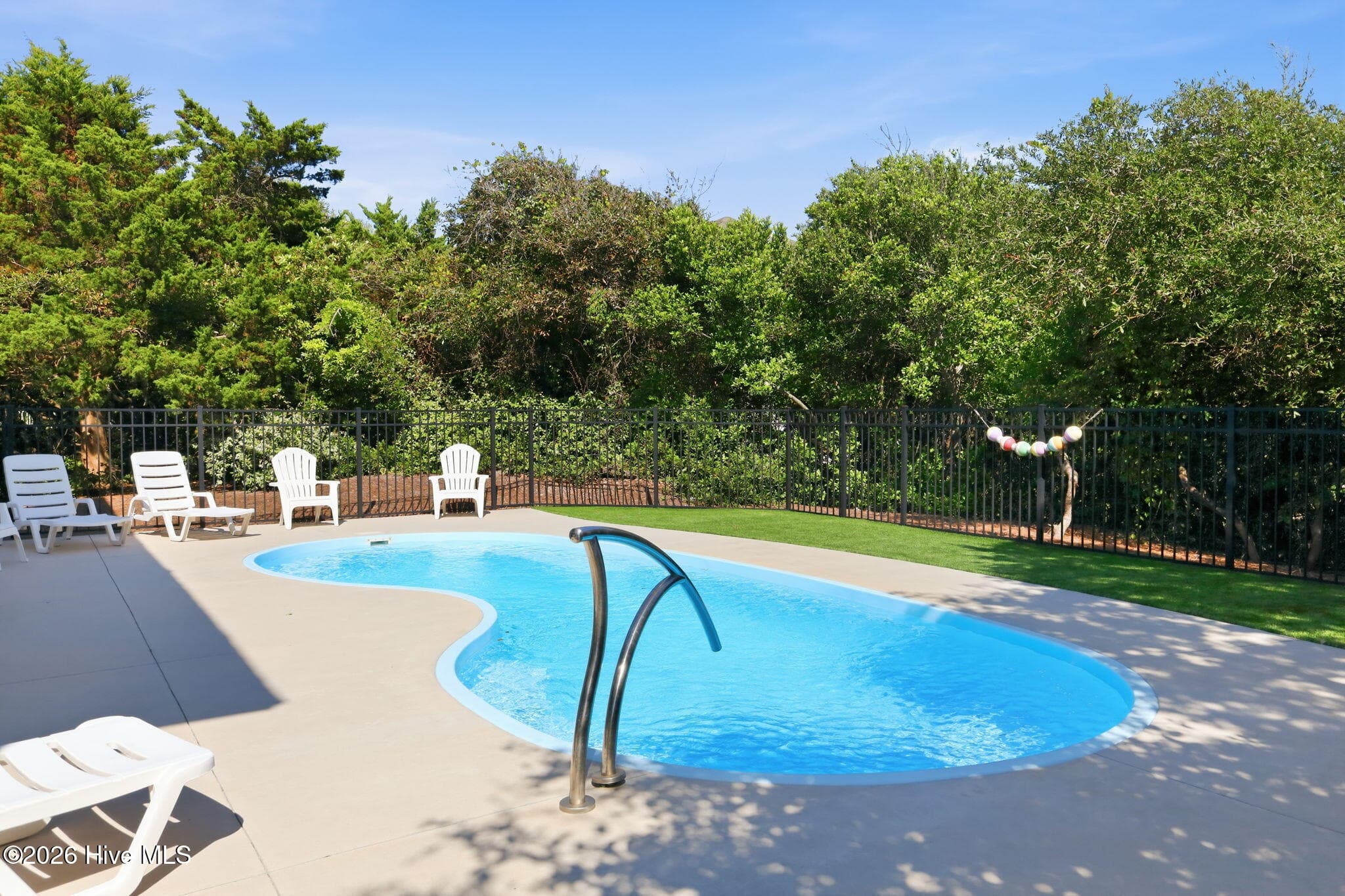 Single Family Residence at 102 Alex Court, Emerald Isle, NC 28594, photo 5 of 57