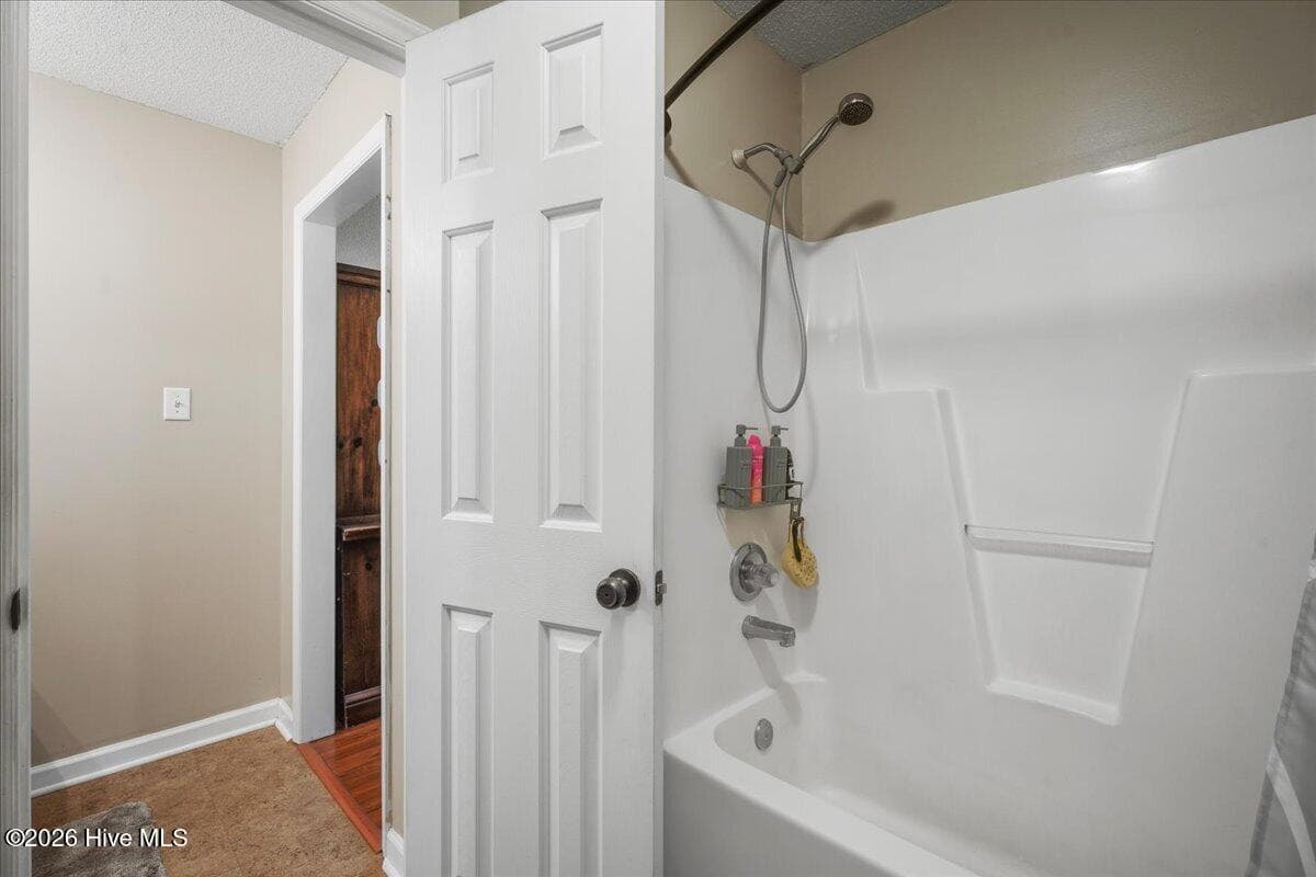 Primary bath - 110 Hilltop Drive, Four Oaks, NC 27524