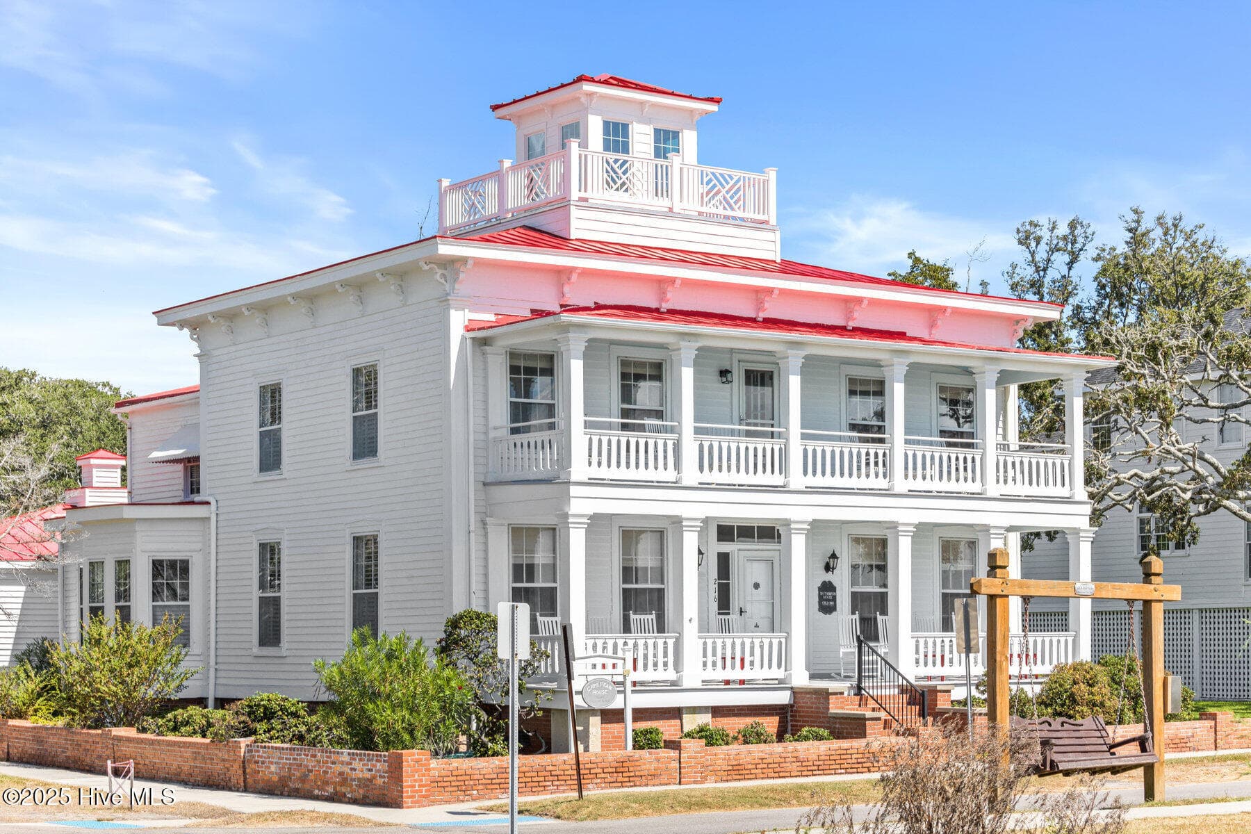 216 W Bay Street, Southport, NC 28461