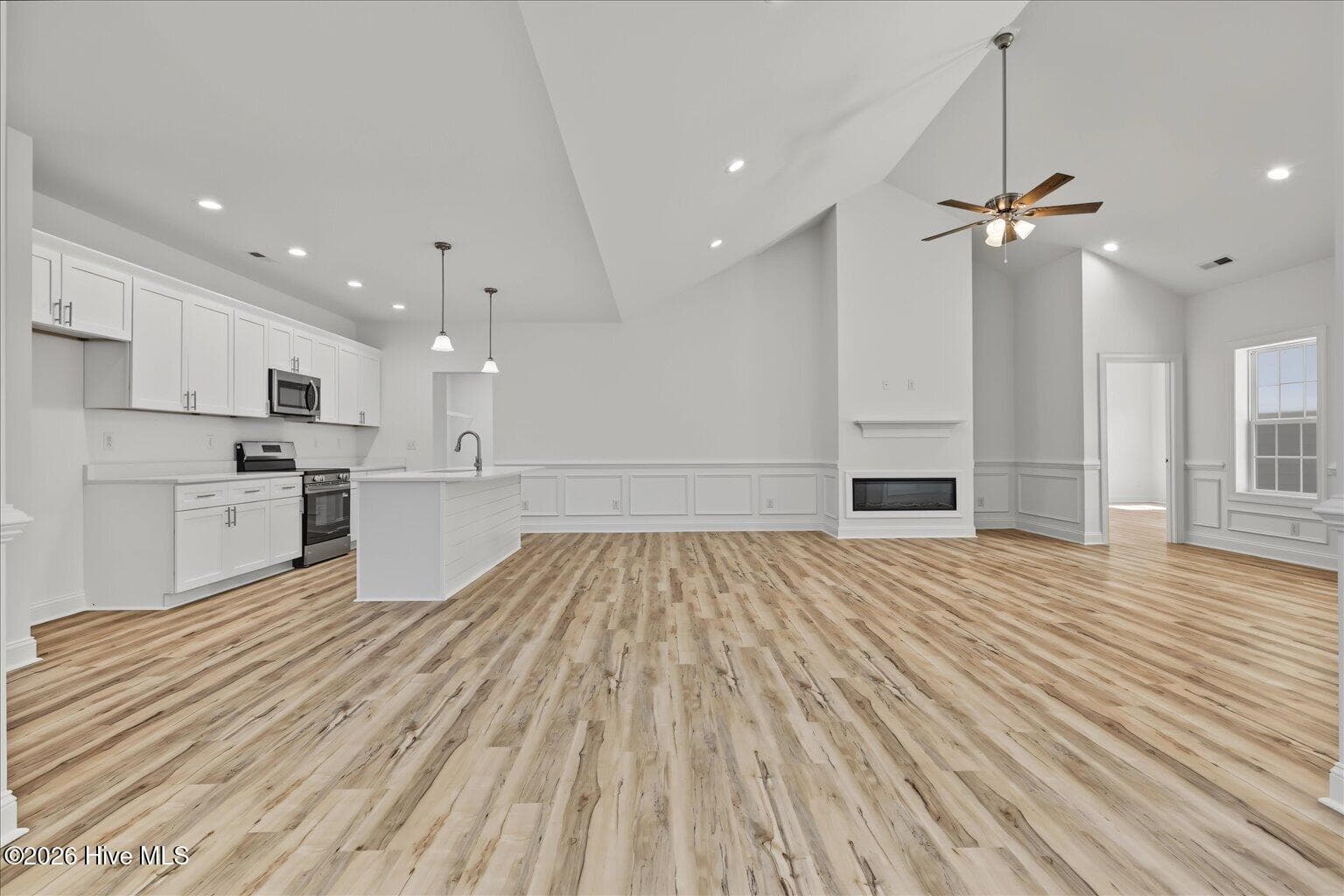 Single Family Residence at 459 Fowler Manning Road, Richlands, NC 28574, photo 23 of 49