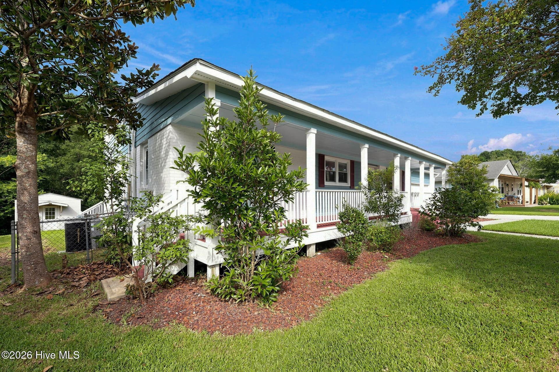 639 W Shore Drive, Swansboro, NC 28584
