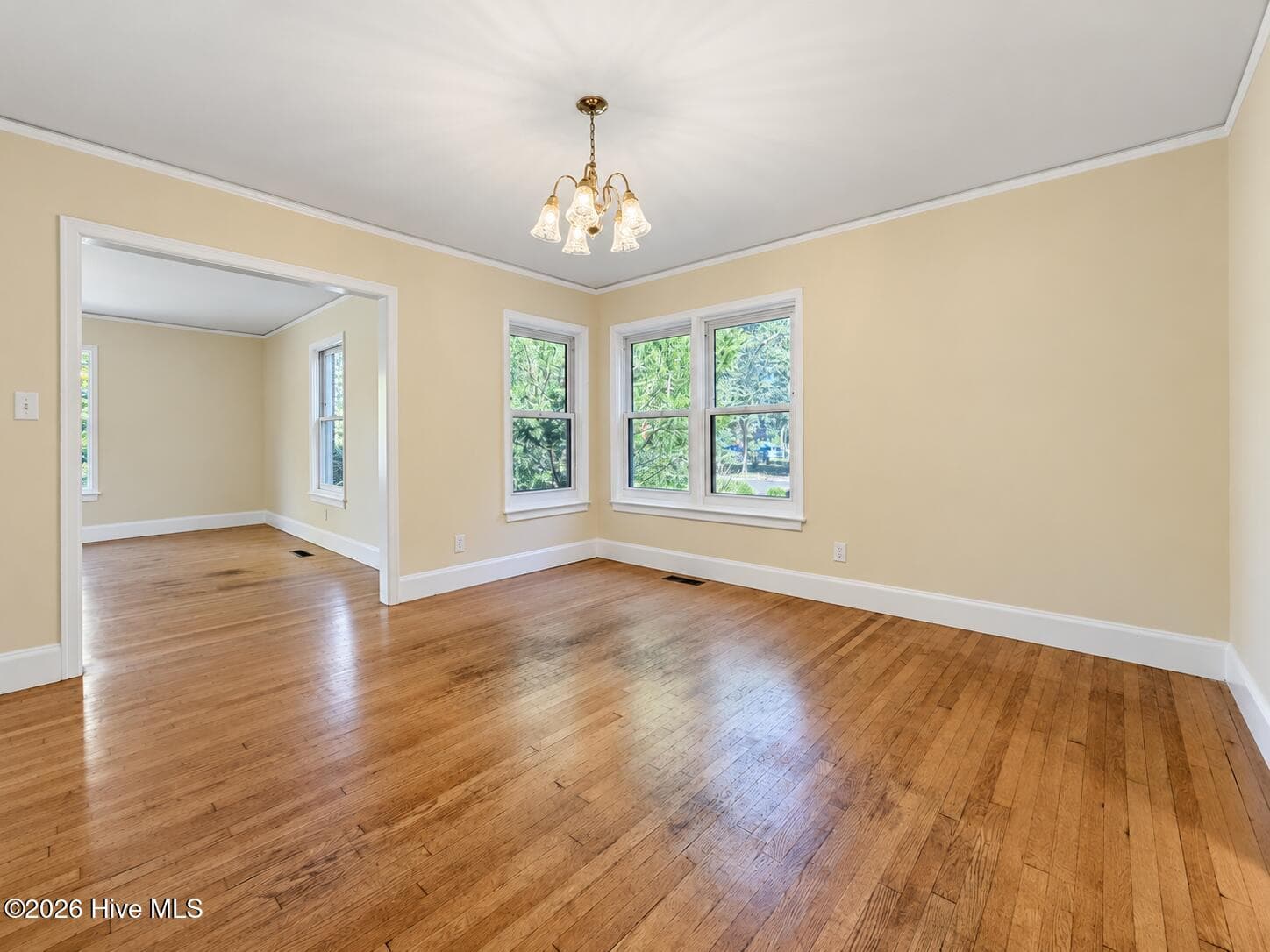 Single Family Residence at 320 Northern Boulevard, Wilmington, NC 28401, photo 17 of 159