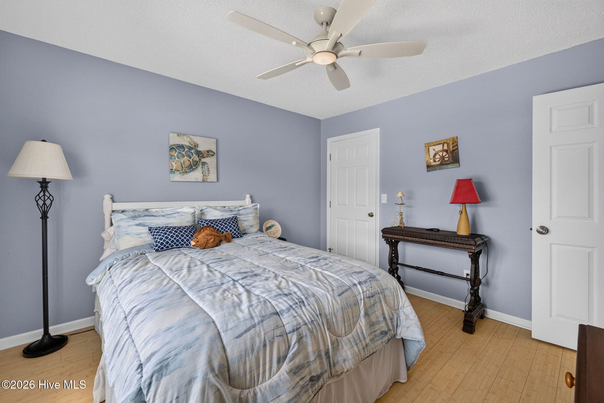Single Family Residence at 21 S Oak Drive, Surf City, NC 28445, photo 11 of 46