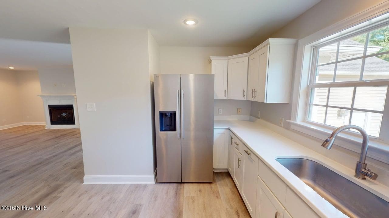 Single Family Residence at 1114 Barkentine Drive, New Bern, NC 28560, photo 22 of 66