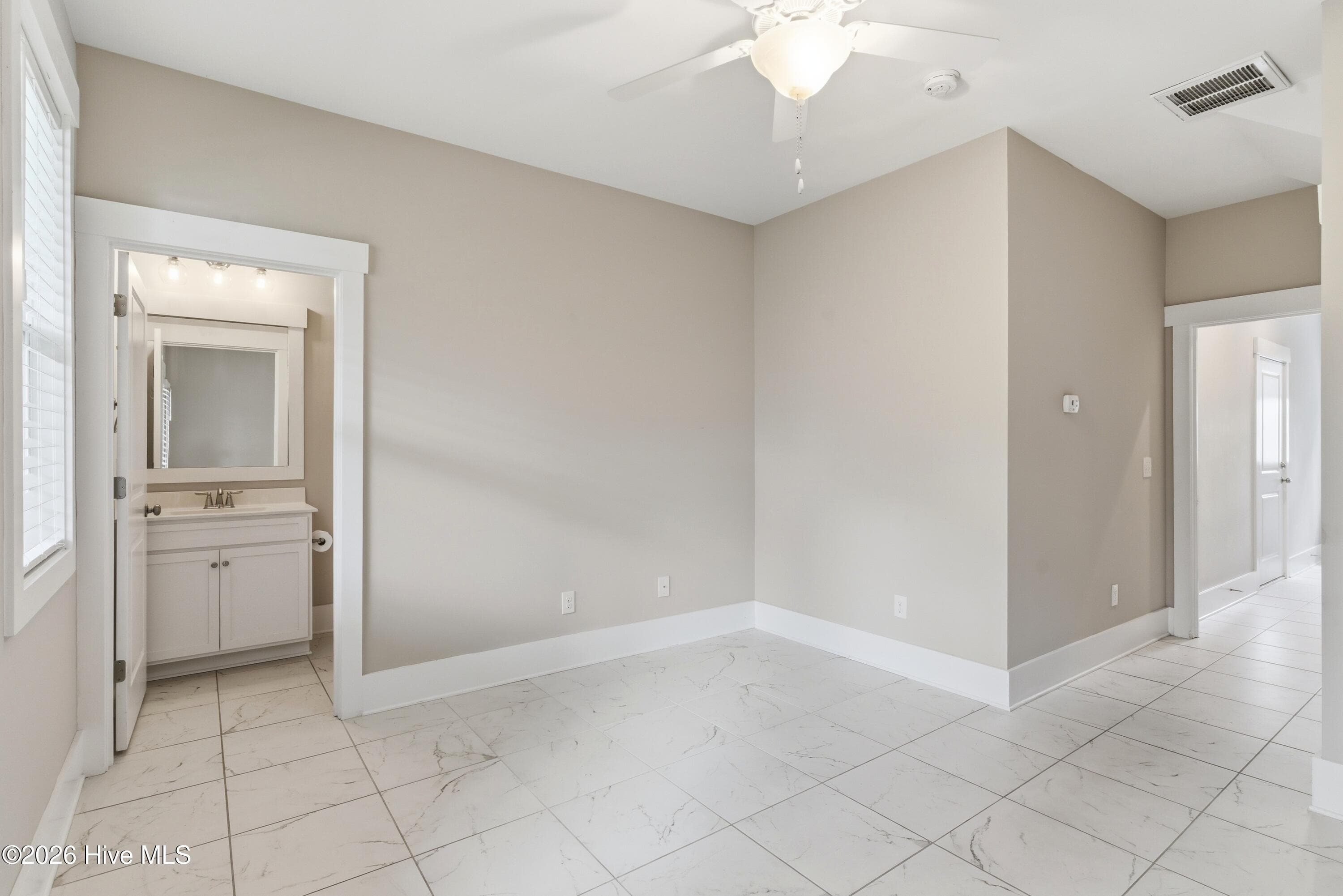 Townhouse at 1810 Bungalow Row, Wilmington, NC 28409, photo 43 of 53