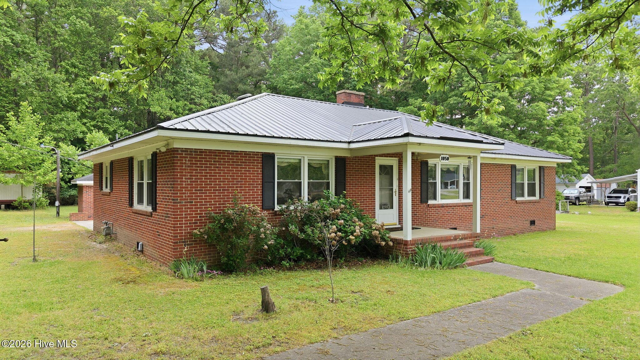 Single Family Residence at 1050 Springfield Road, Rocky Mount, NC 27801, photo 2 of 34