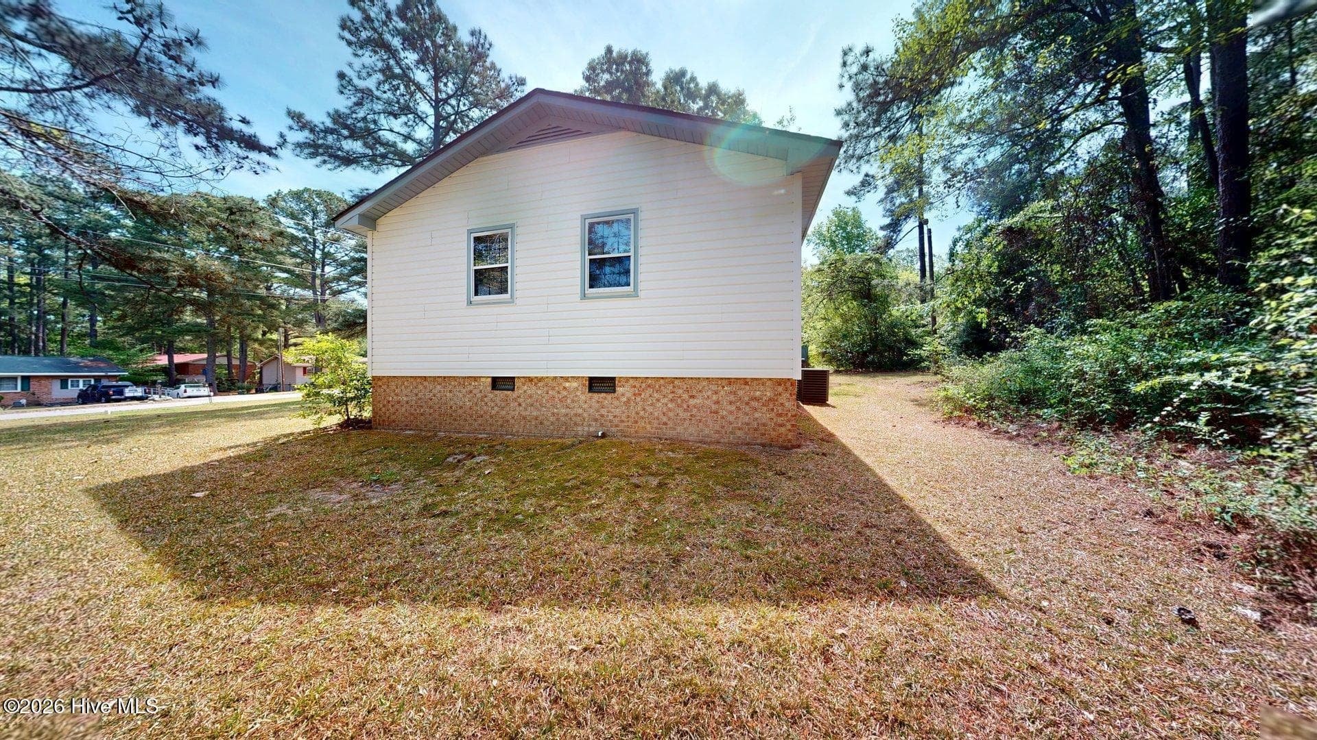 Single Family Residence at 1240 W Michigan Avenue, Southern Pines, NC 28387, photo 4 of 45