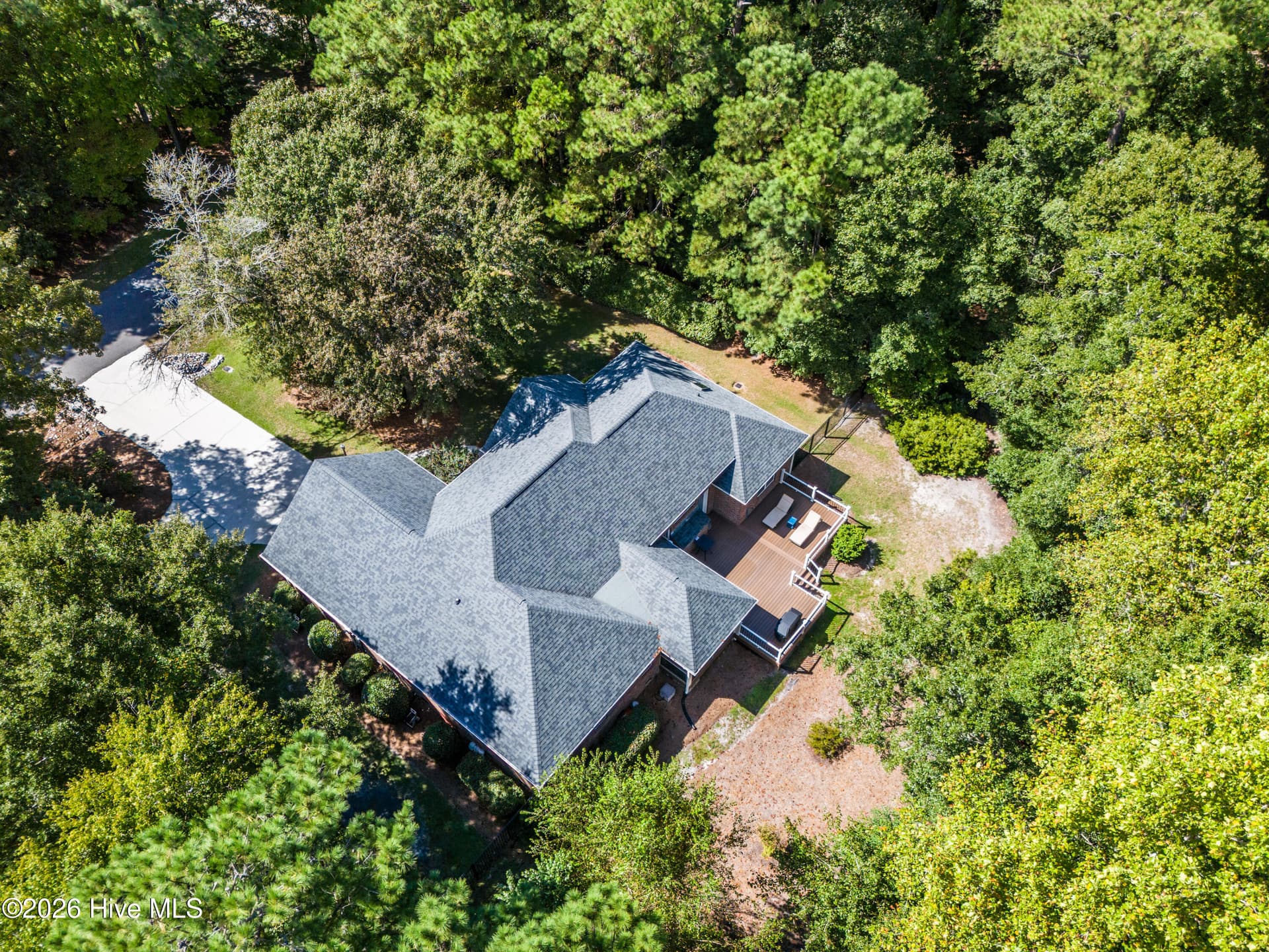 Single Family Residence at 645 Sawgrass Road, Hampstead, NC 28443, photo 34 of 47