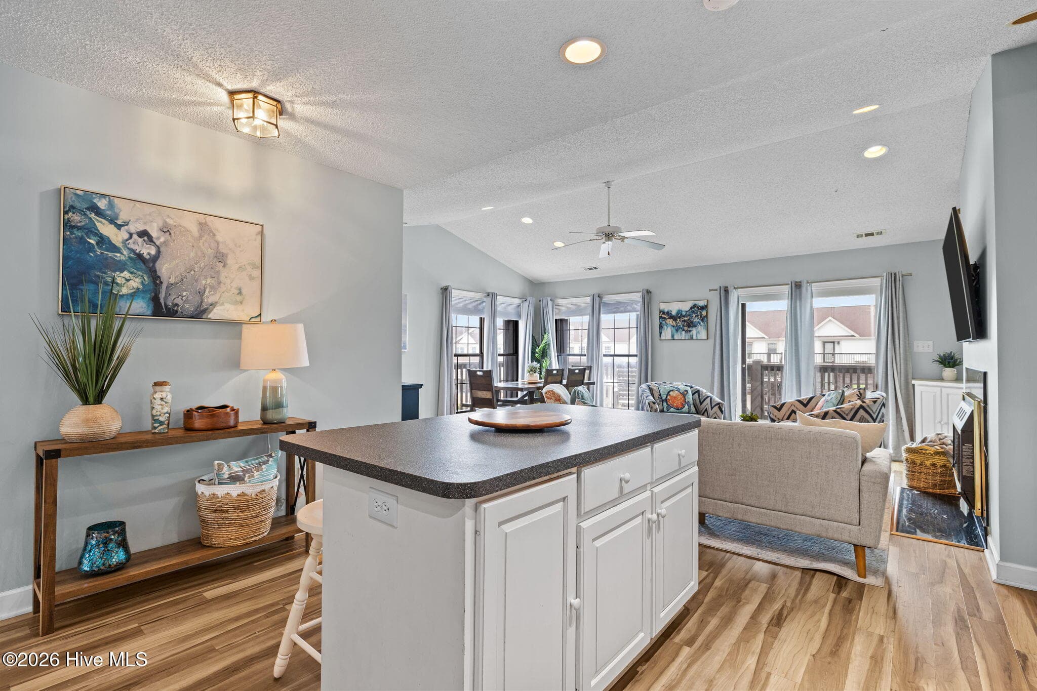 Kitchen Island - 2506 Ocean Drive A2, Emerald Isle, NC 28594