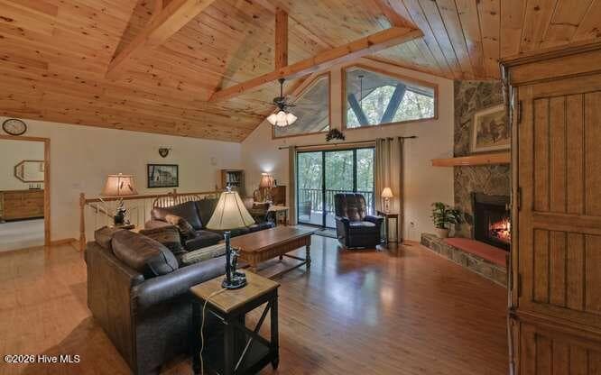 Single Family Residence at 127 Lazy Creek Lane, Murphy, NC 28906, photo 4 of 46