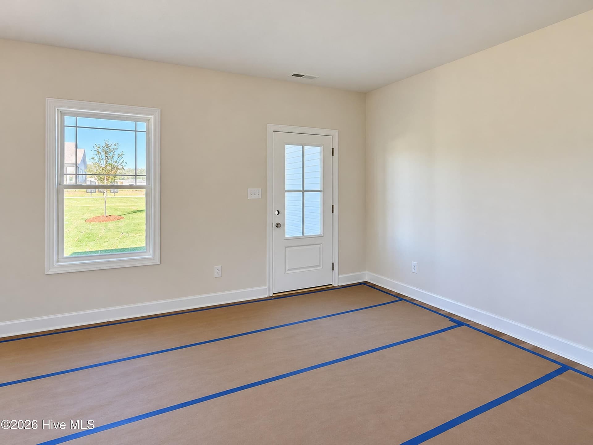Single Family Residence at 14 Silver Court, Smithfield, NC 27577, photo 5 of 61