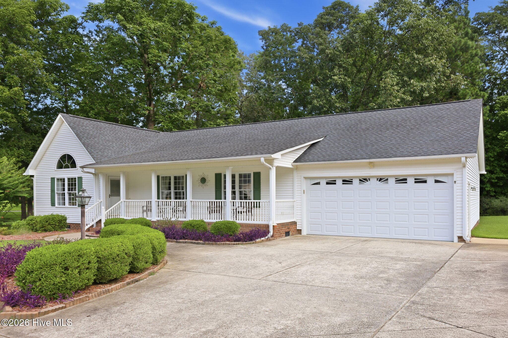 Single Family Residence at 101 Pamlico Place, Chocowinity, NC 27817, photo 4 of 57