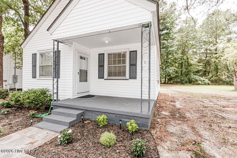 Single Family Residence at 923 O Berry Street, Rocky Mount, NC 27803, photo 7 of 31