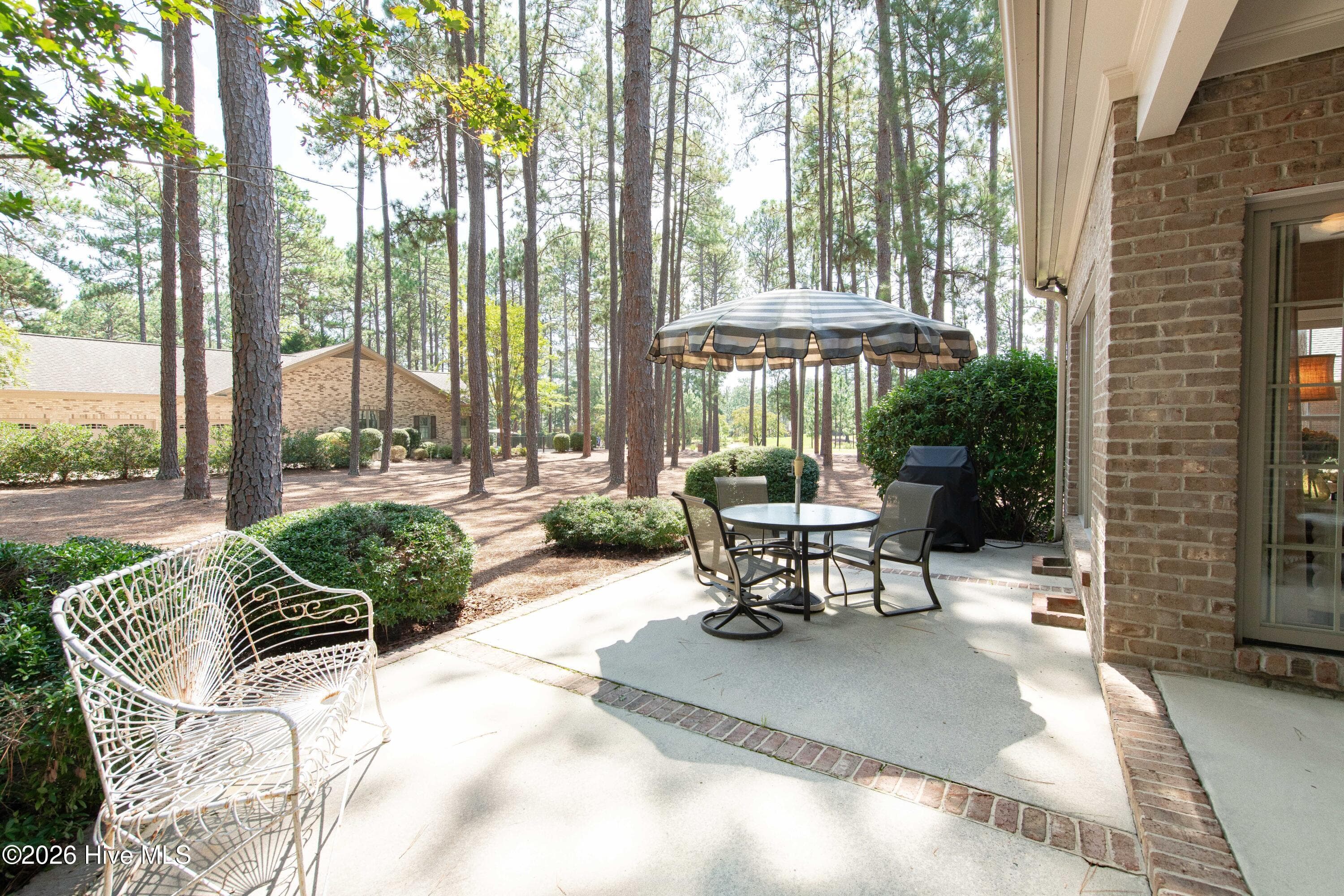 Single Family Residence at 29 Abbottsford Drive, Pinehurst, NC 28374, photo 27 of 74