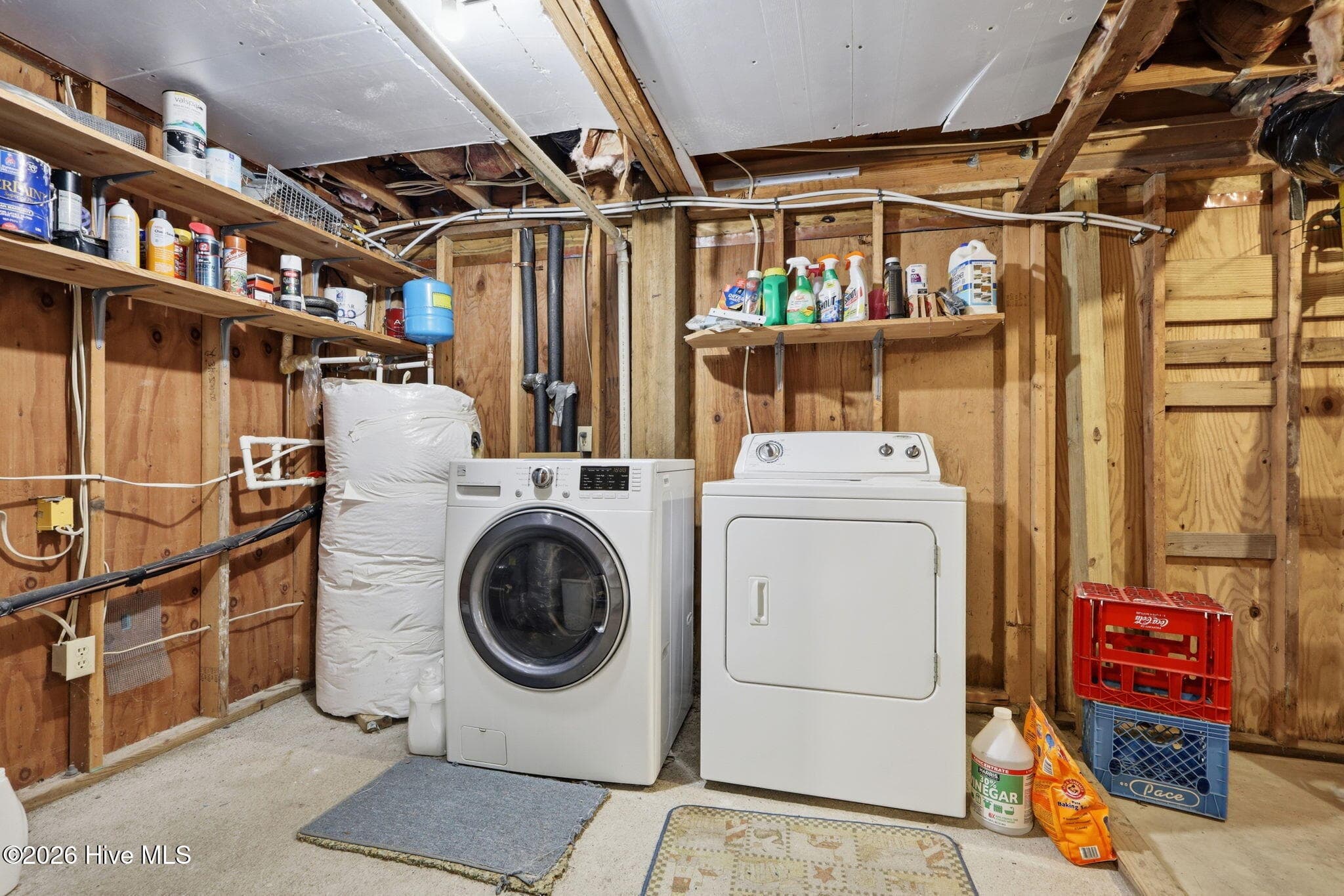 Laundry Room - 1607 Emerald Drive, Emerald Isle, NC 28594