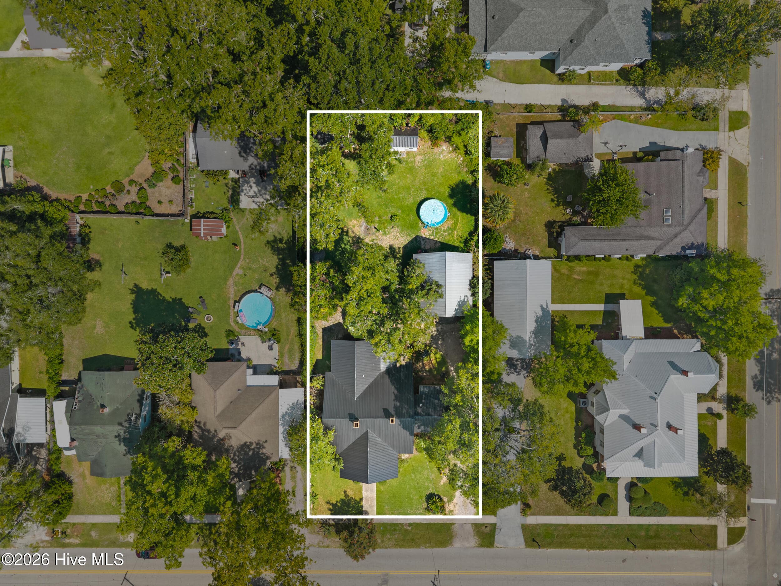 Single Family Residence at 631 Barney Avenue, Millen, GA 30442, photo 2 of 36