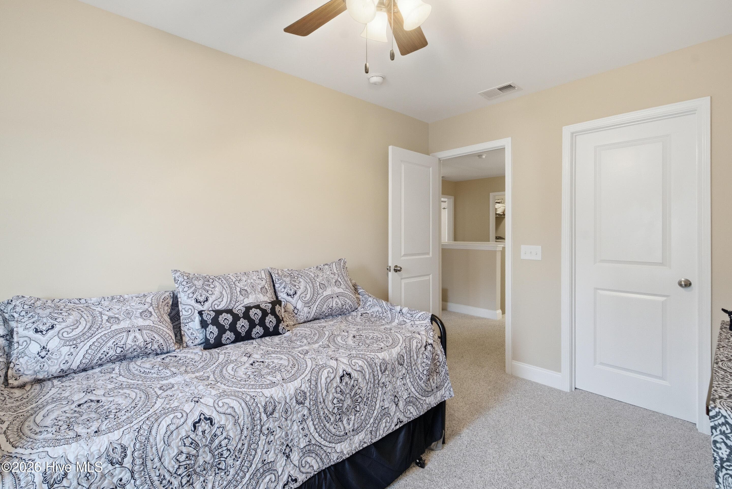 Single Family Residence at 5224 Shipmast Way, Southport, NC 28461, photo 22 of 41