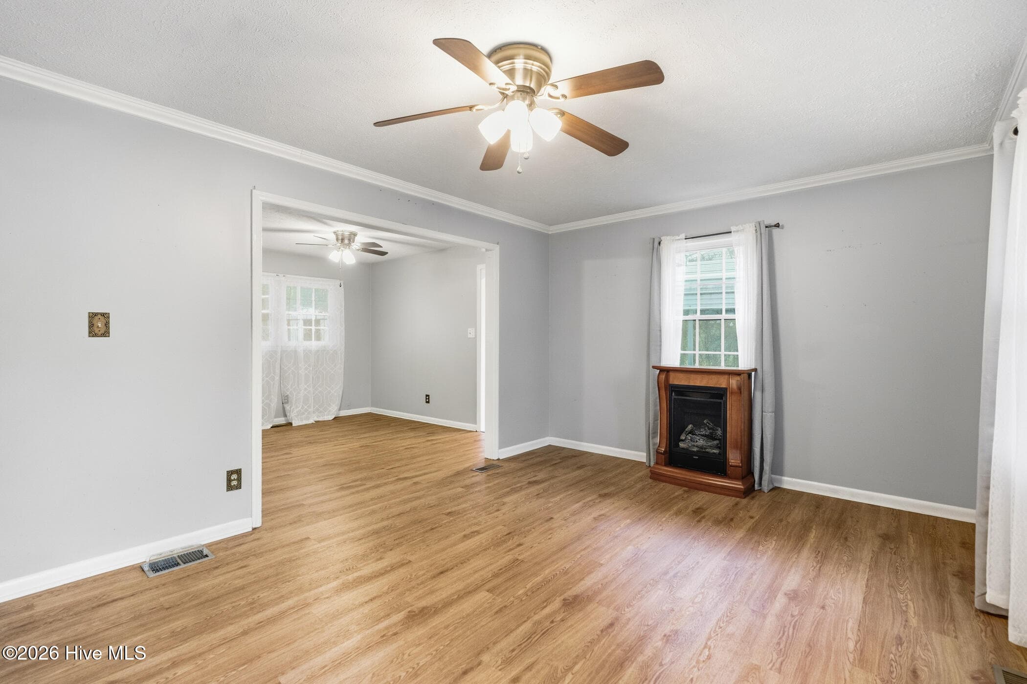 Single Family Residence at 1002 Jefferson Street, Hamlet, NC 28345, photo 11 of 25