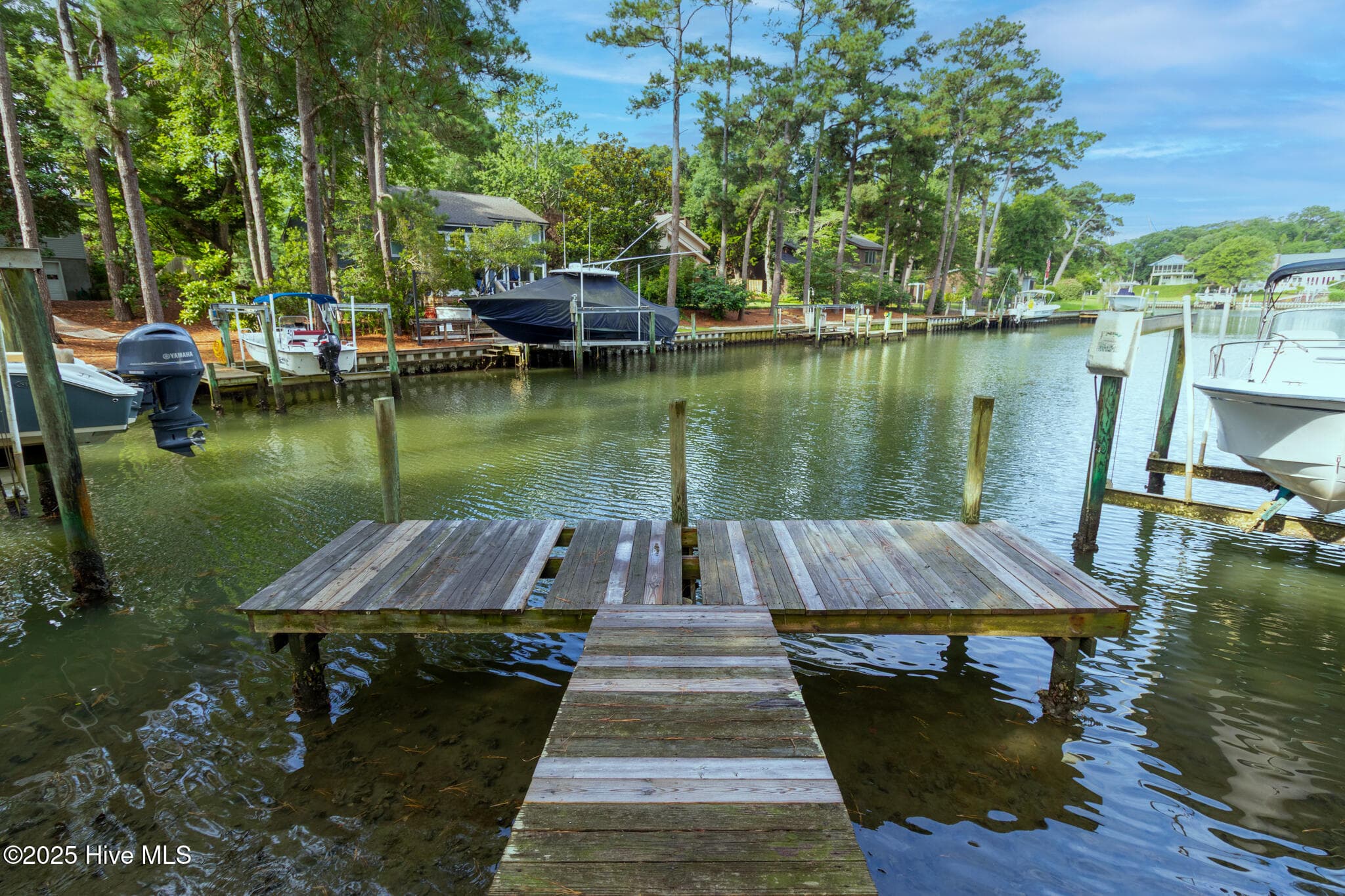 117 White Ash Drive, Pine Knoll Shores, NC 28512