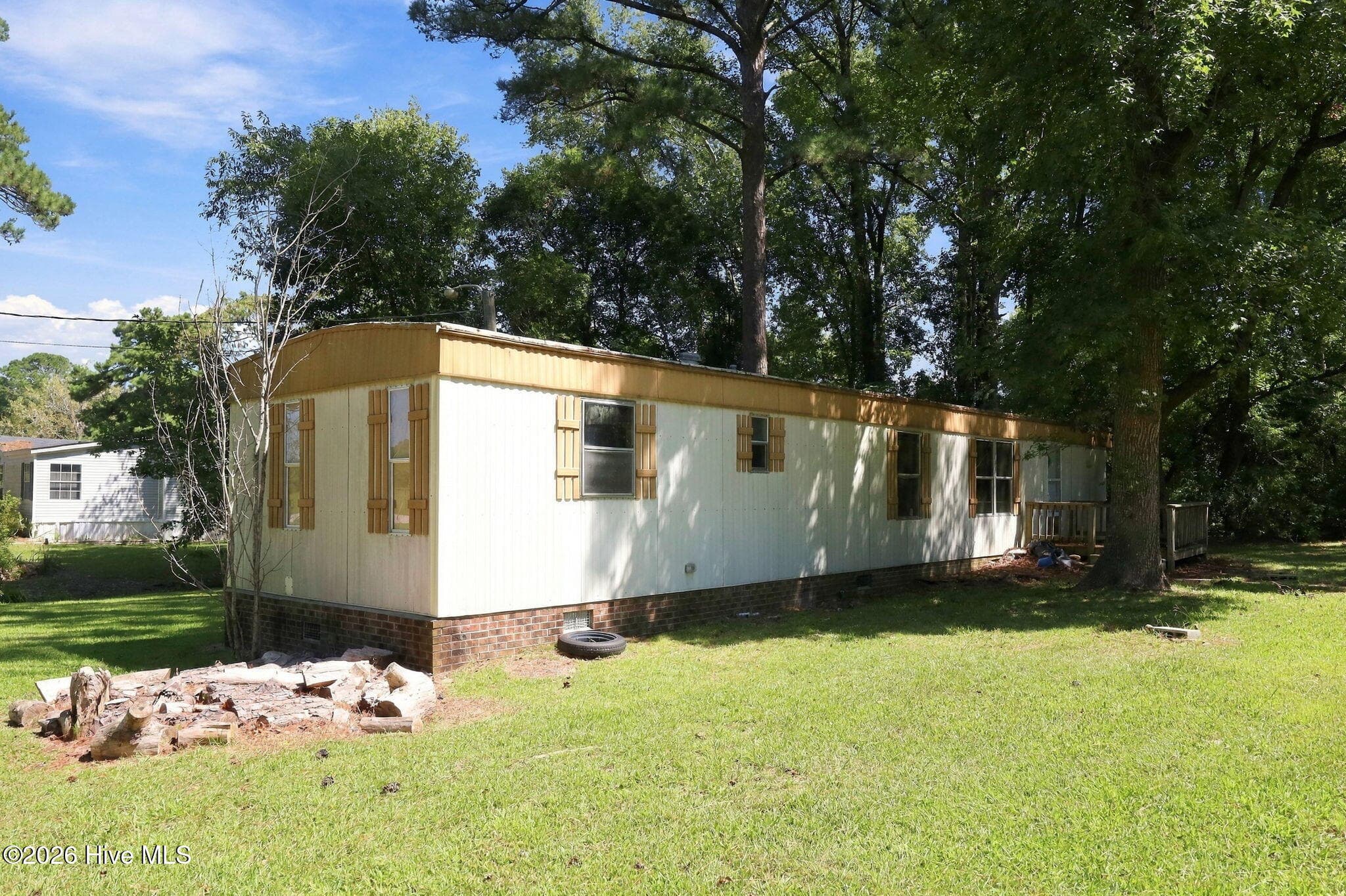 Single Family Residence at 354 Old Airport Road, Newport, NC 28570, photo 3 of 7