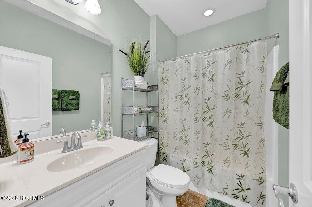 Single Family Residence at 8780 Lanvale Oaks Drive NE, Leland, NC 28451, photo 15 of 28