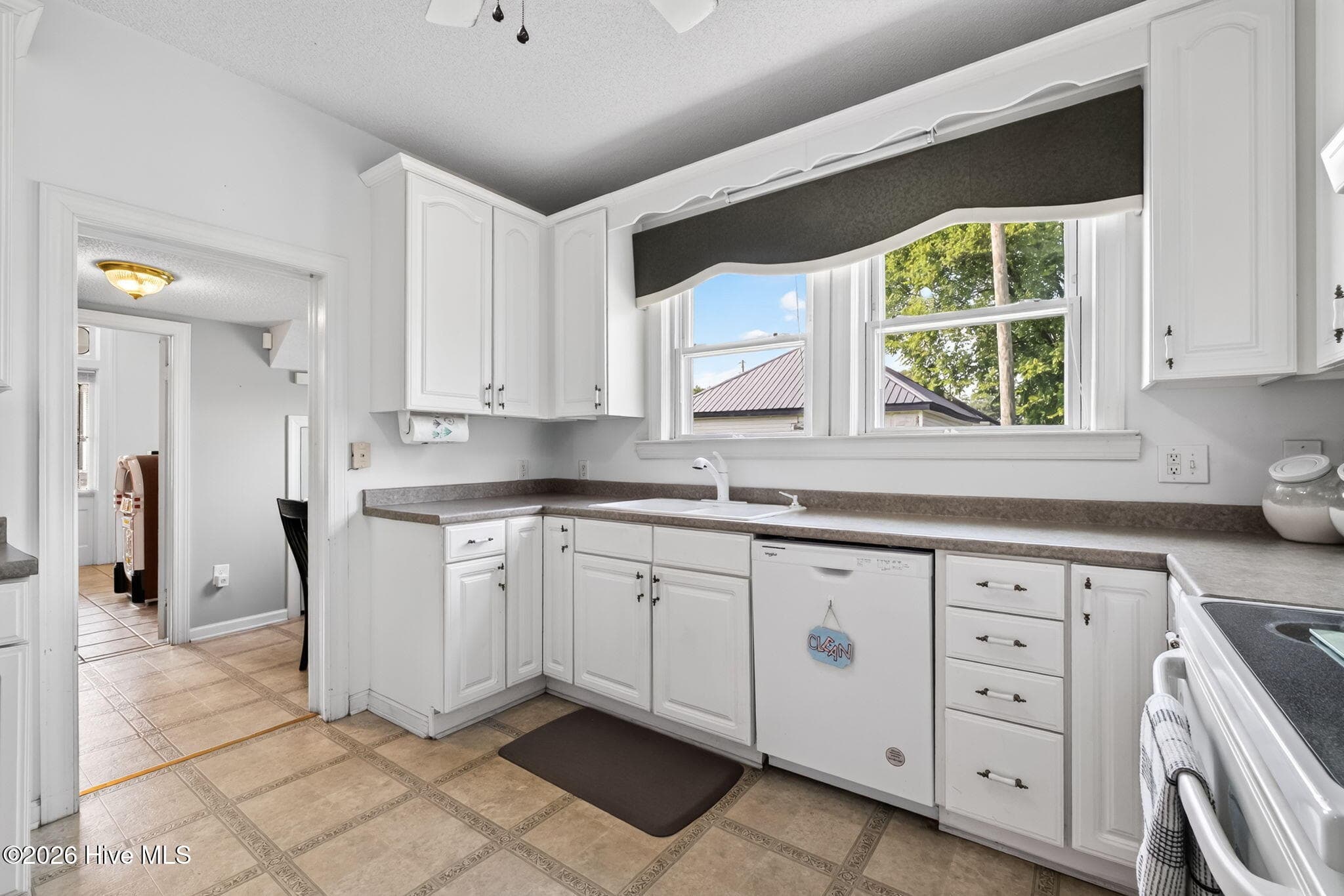 Single Family Residence at 306 S James Street, Goldsboro, NC 27530, photo 23 of 52