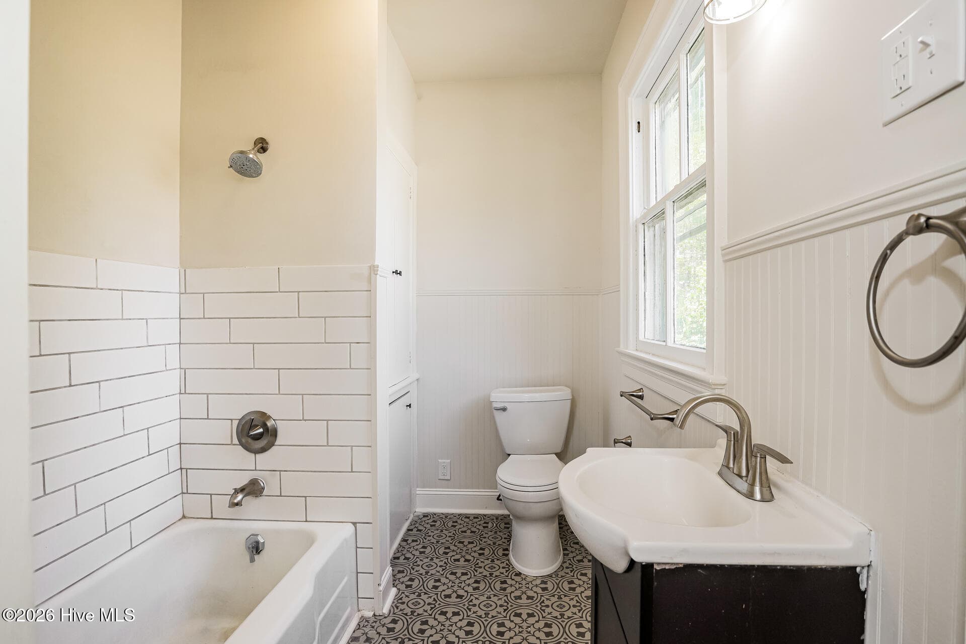 Single Family Residence at 319 E Main Street, Washington, NC 27889, photo 22 of 54