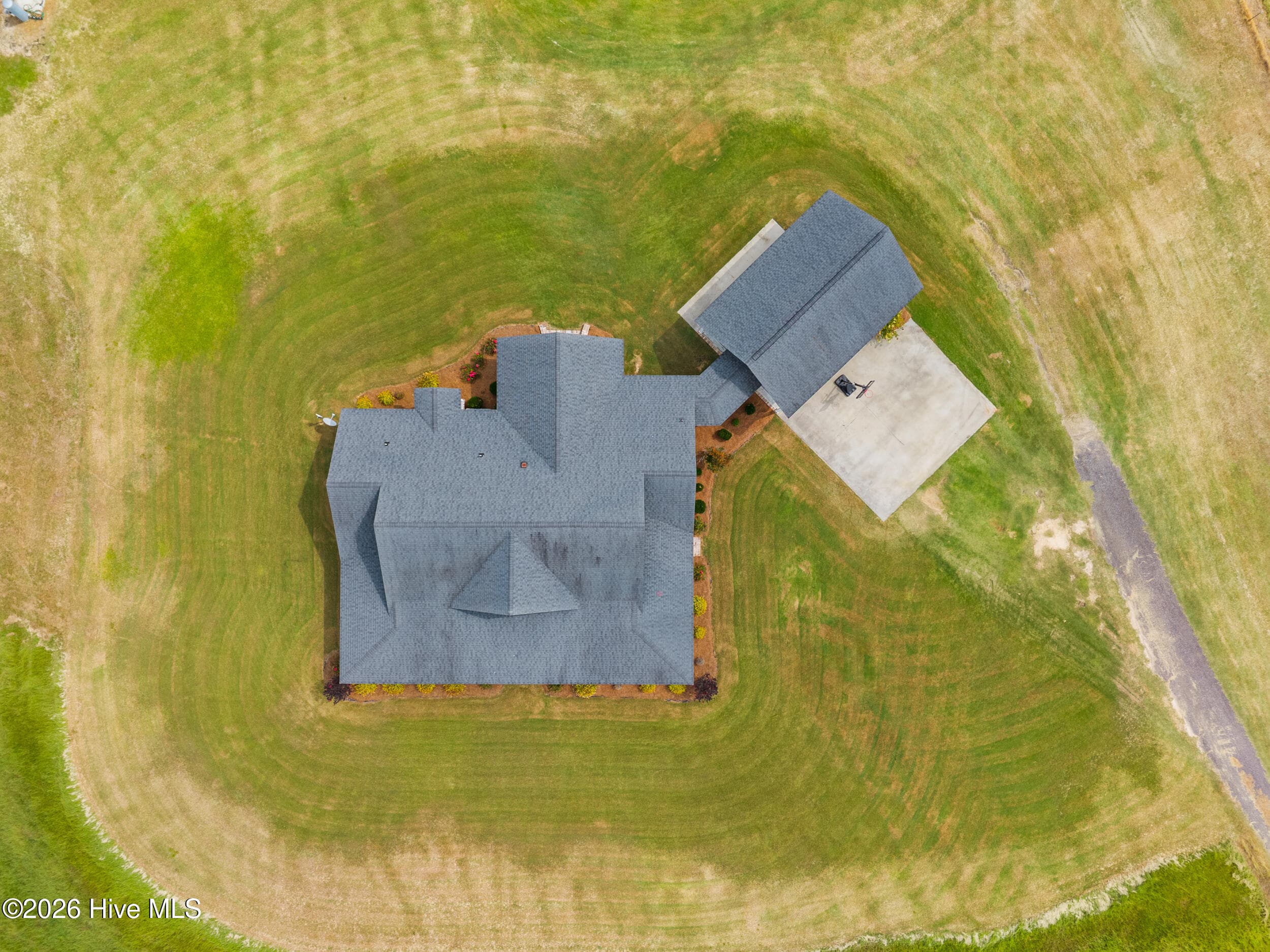Single Family Residence at 3964 GA Hwy 17 S, Millen, GA 30442, photo 10 of 56