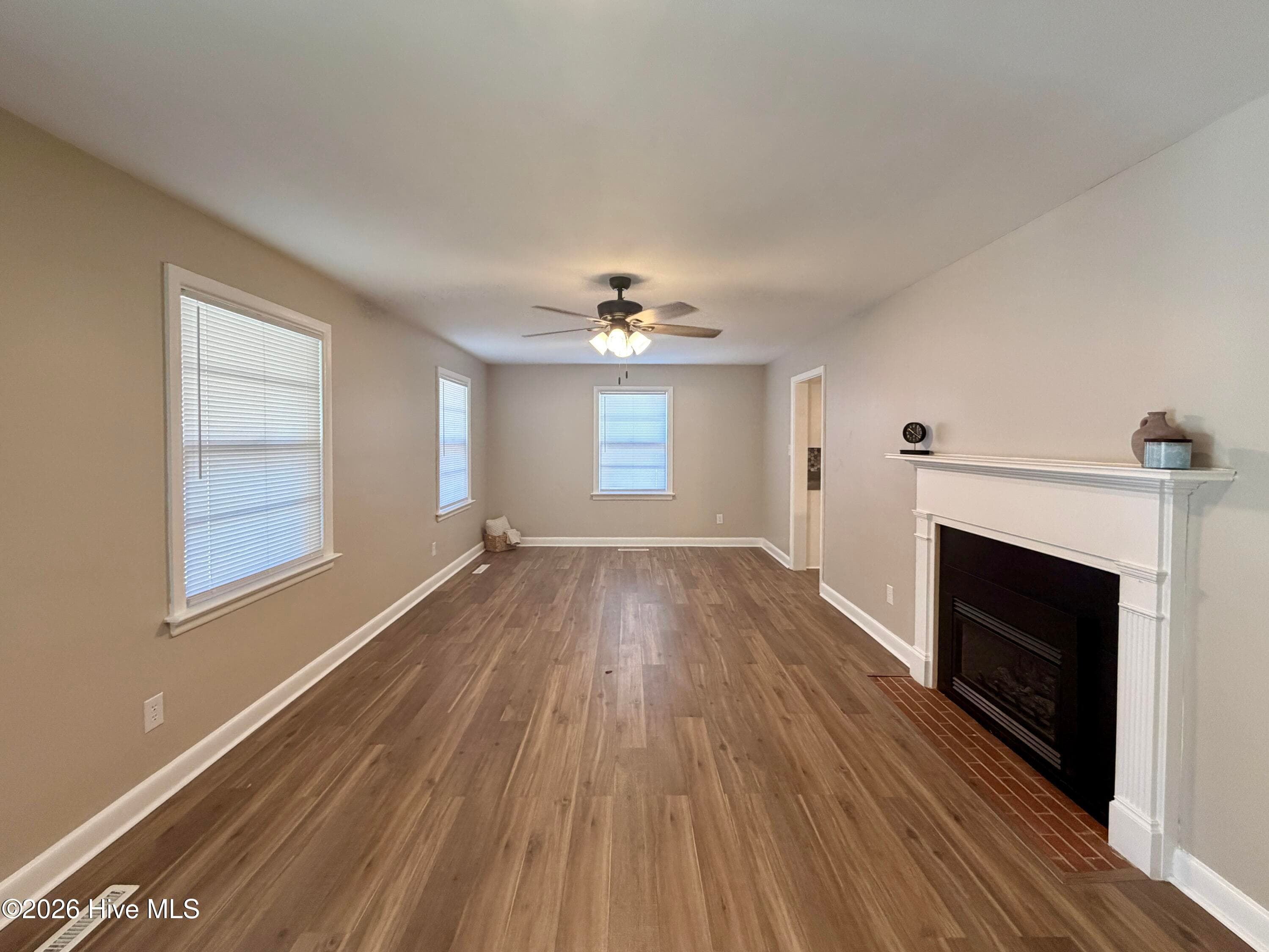 Single Family Residence at 910 Pittman Street, Goldsboro, NC 27530, photo 7 of 26