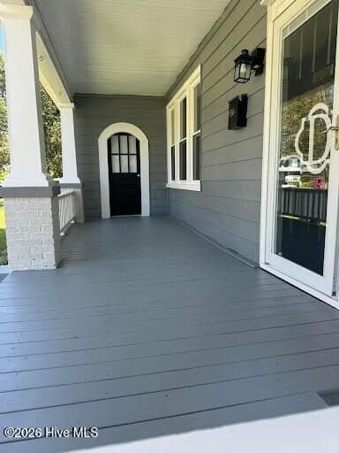 Single Family Residence at 913 W Church Street, Elizabeth City, NC 27909, photo 9 of 99