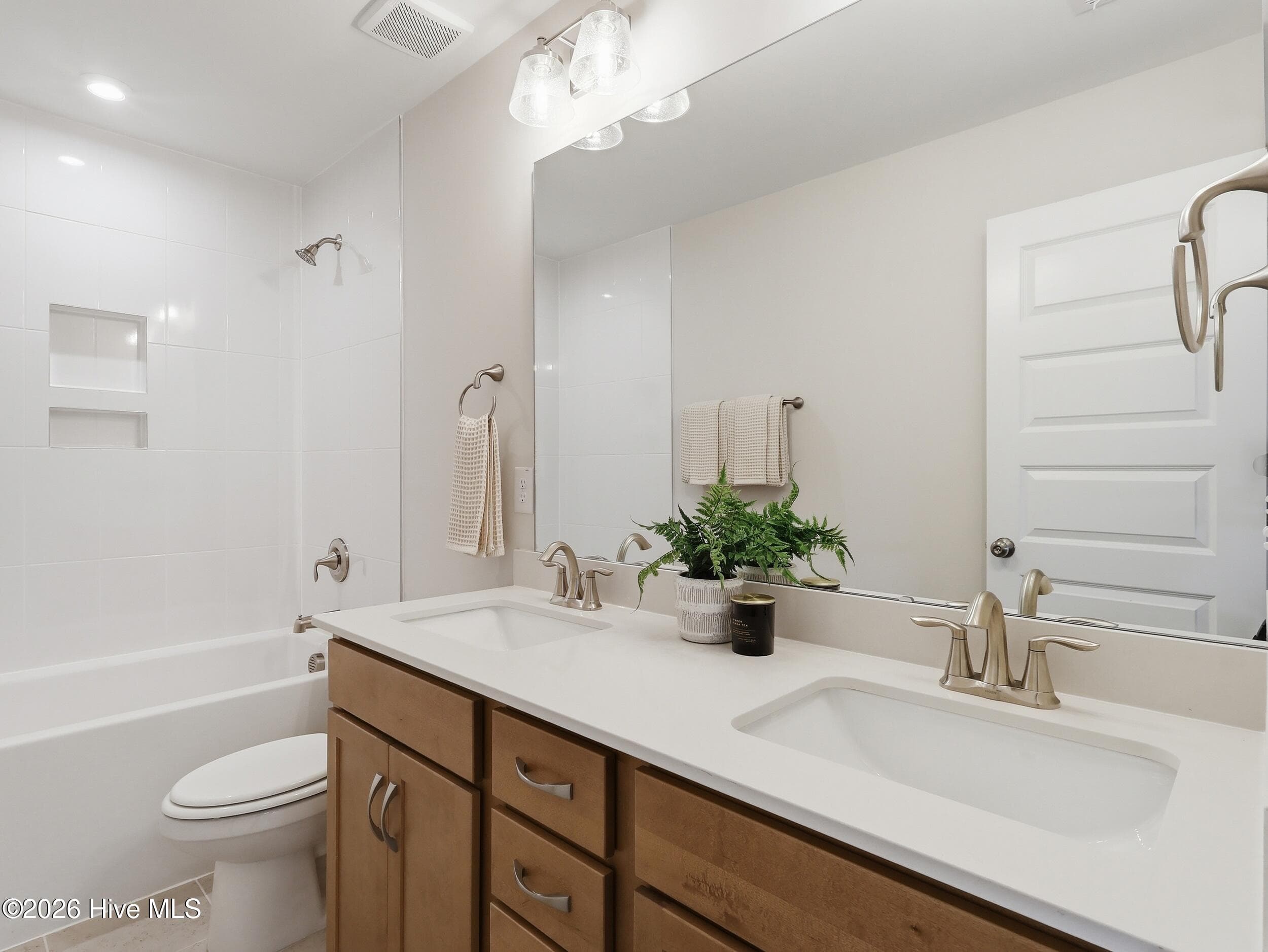 Single Family Residence at 325 Oak Meadow Lane, Angier, NC 27501, photo 20 of 37
