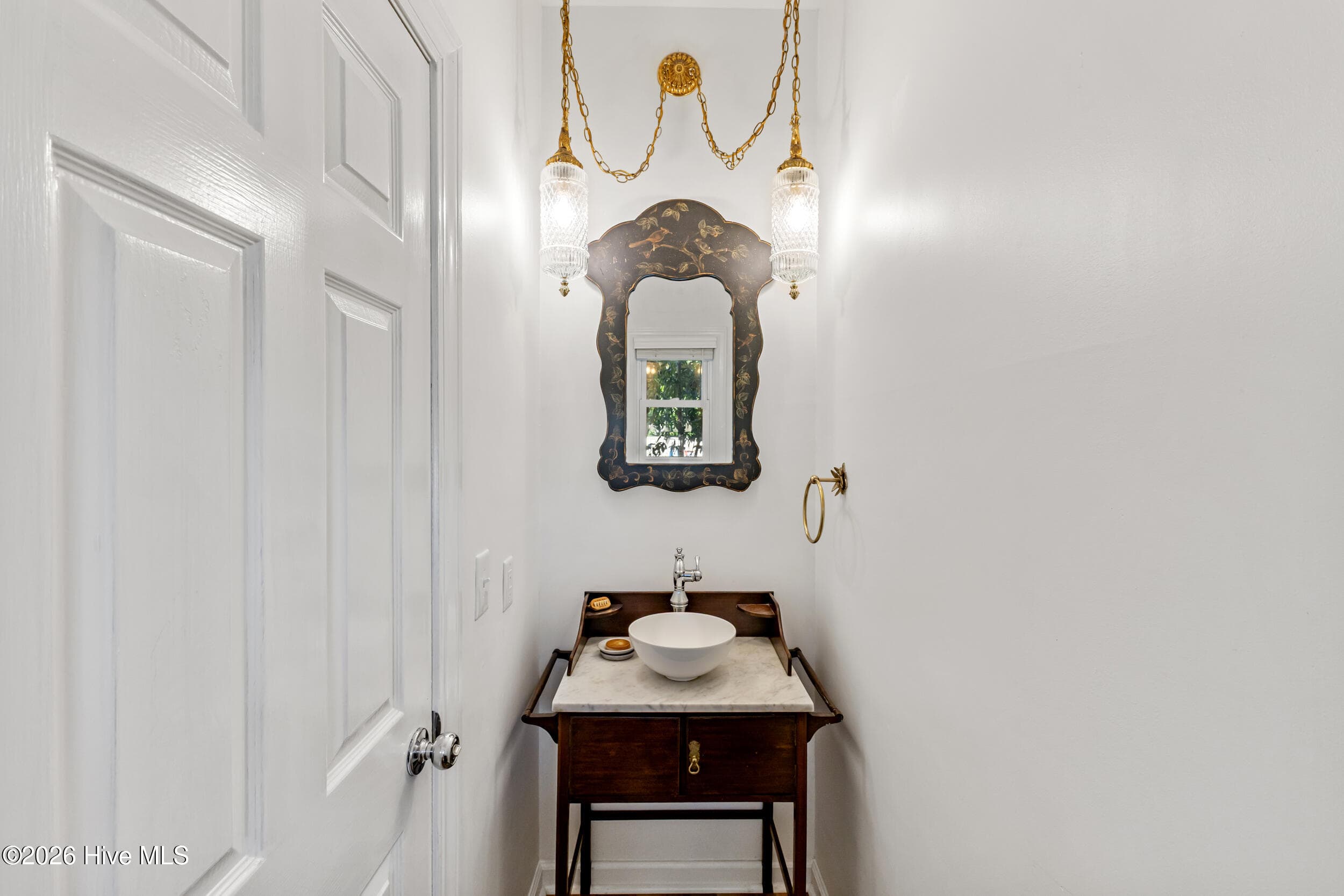 Townhouse at 4 St Marys Place, Wilmington, NC 28403, photo 28 of 33