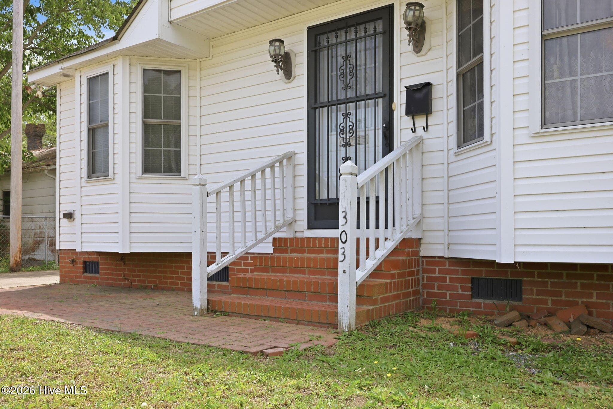 Single Family Residence at 303 Dobbs Street, Hertford, NC 27944, photo 3 of 41