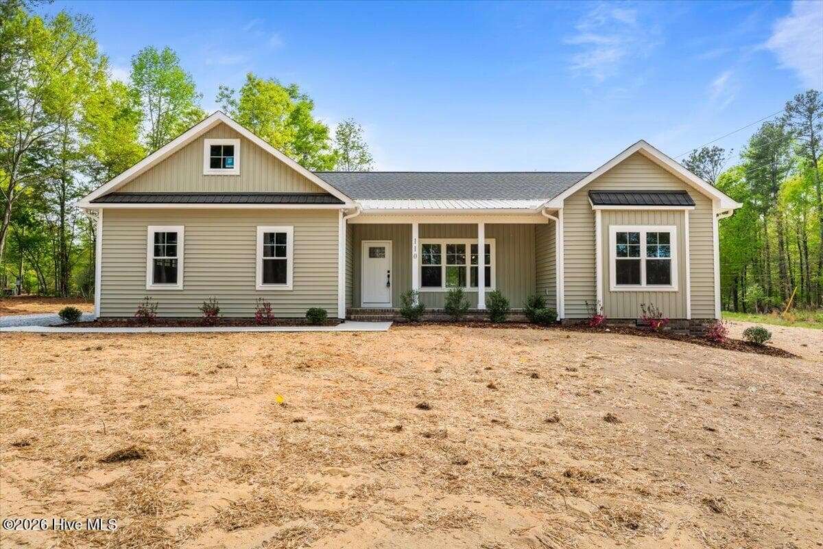Single Family Residence at 110 Trailcrest Drive, Rockingham, NC 28379, photo 8 of 87