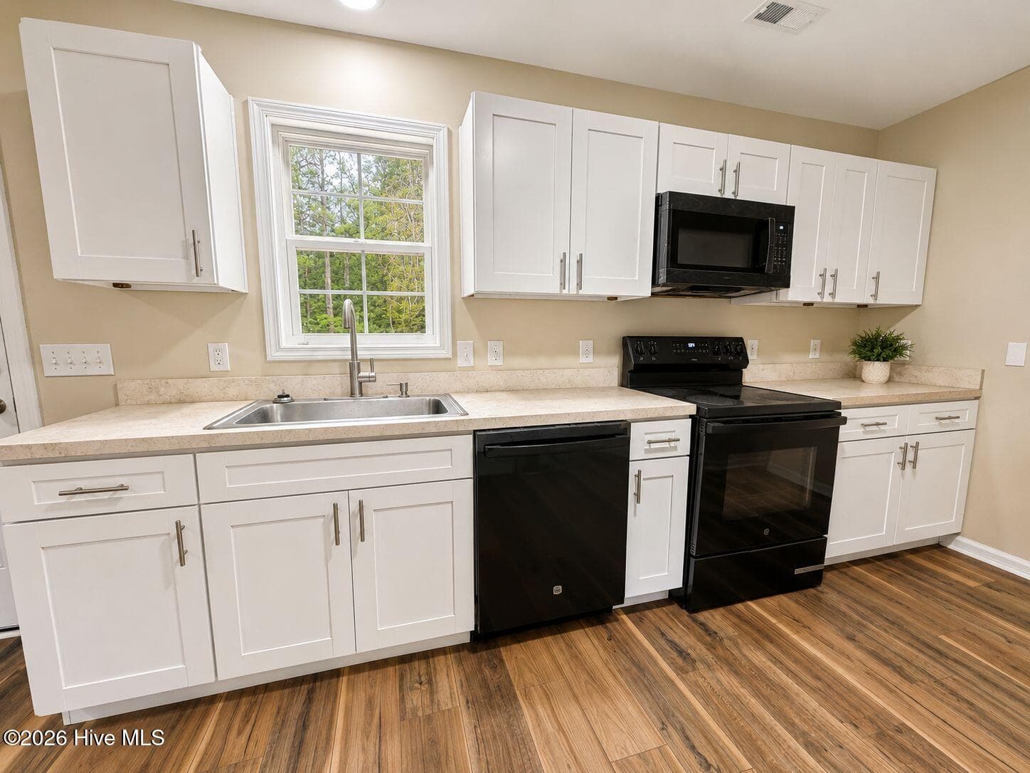 Single Family Residence at 404 Betty Drive, Elizabeth City, NC 27909, photo 14 of 121