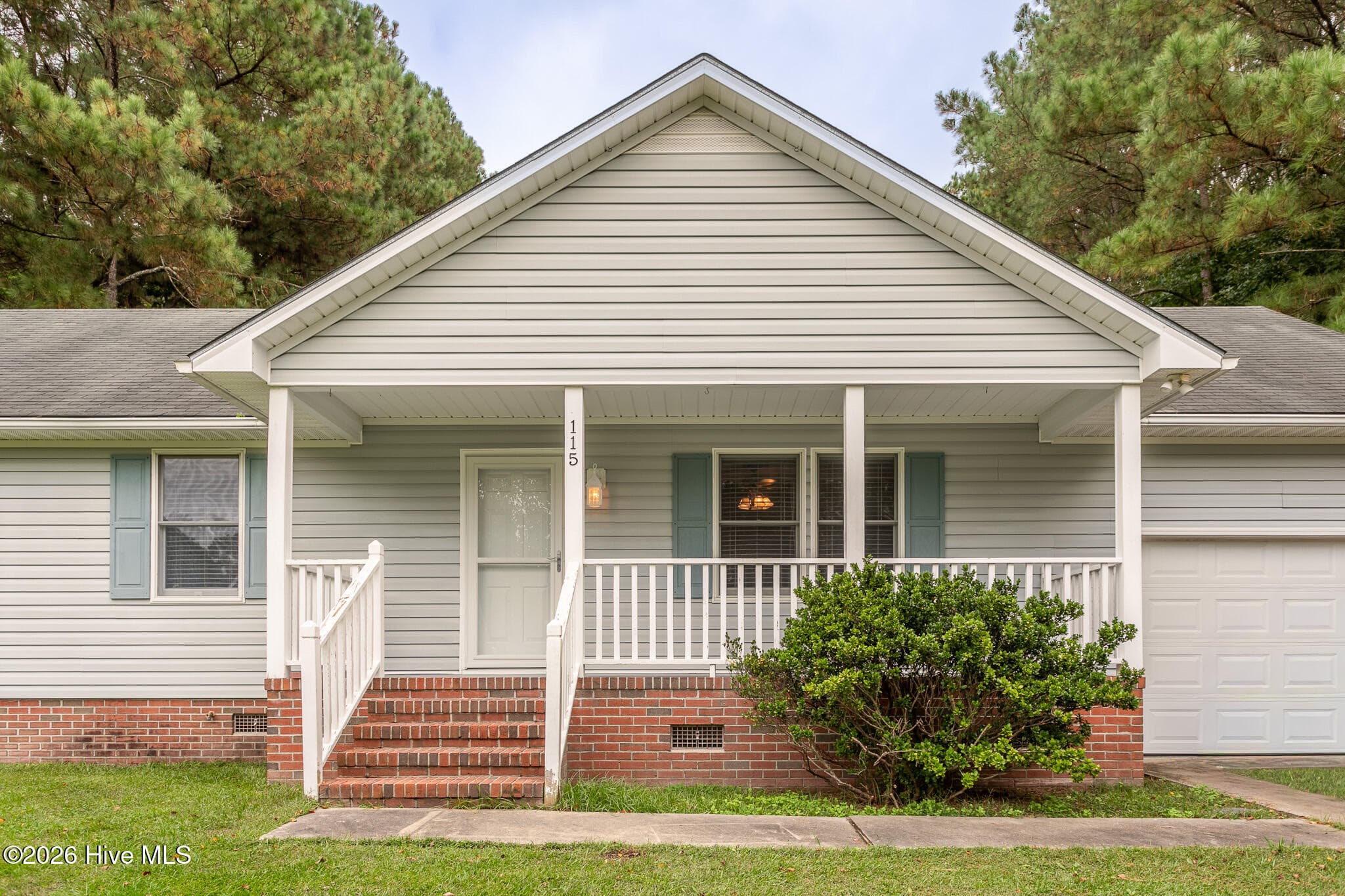 Single Family Residence at 115 Stacie Drive, Elizabeth City, NC 27909, photo 3 of 48