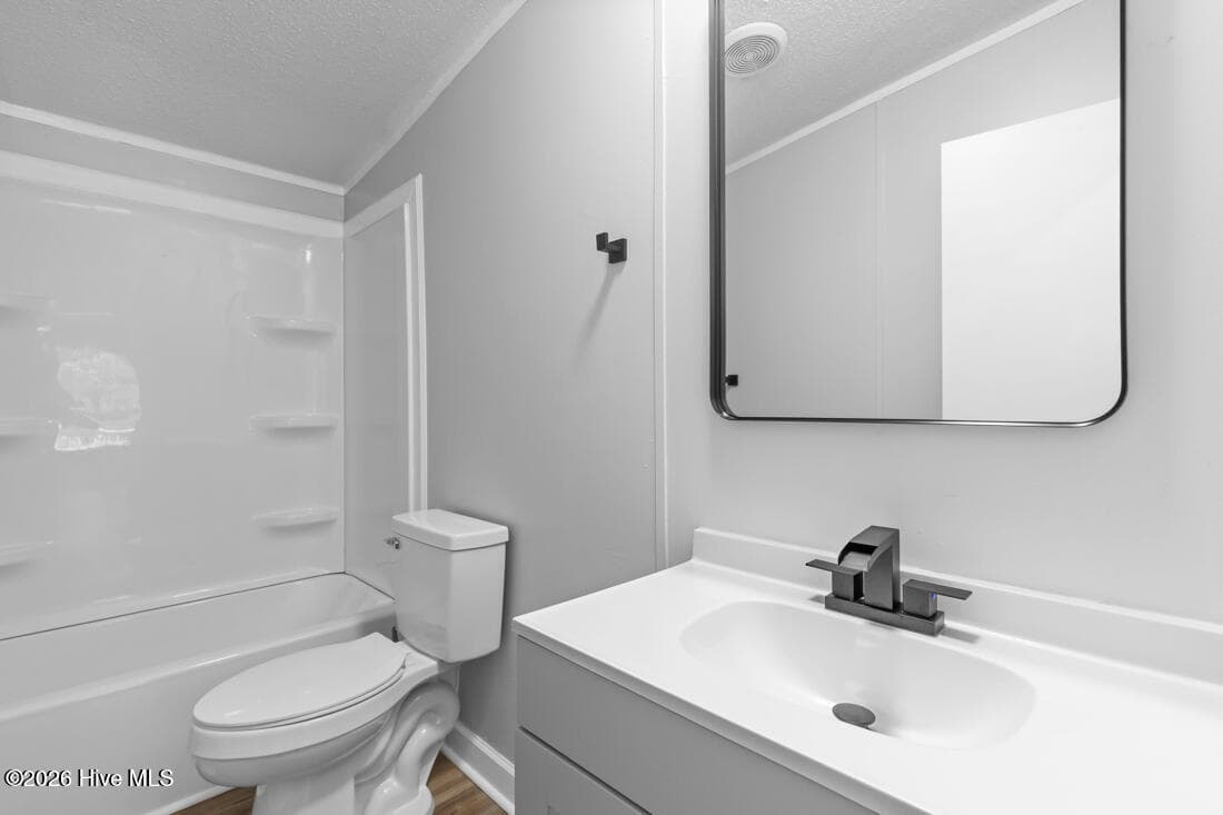 Manufactured Home at 5837 Parkton Road, Hope Mills, NC 28348, photo 17 of 43