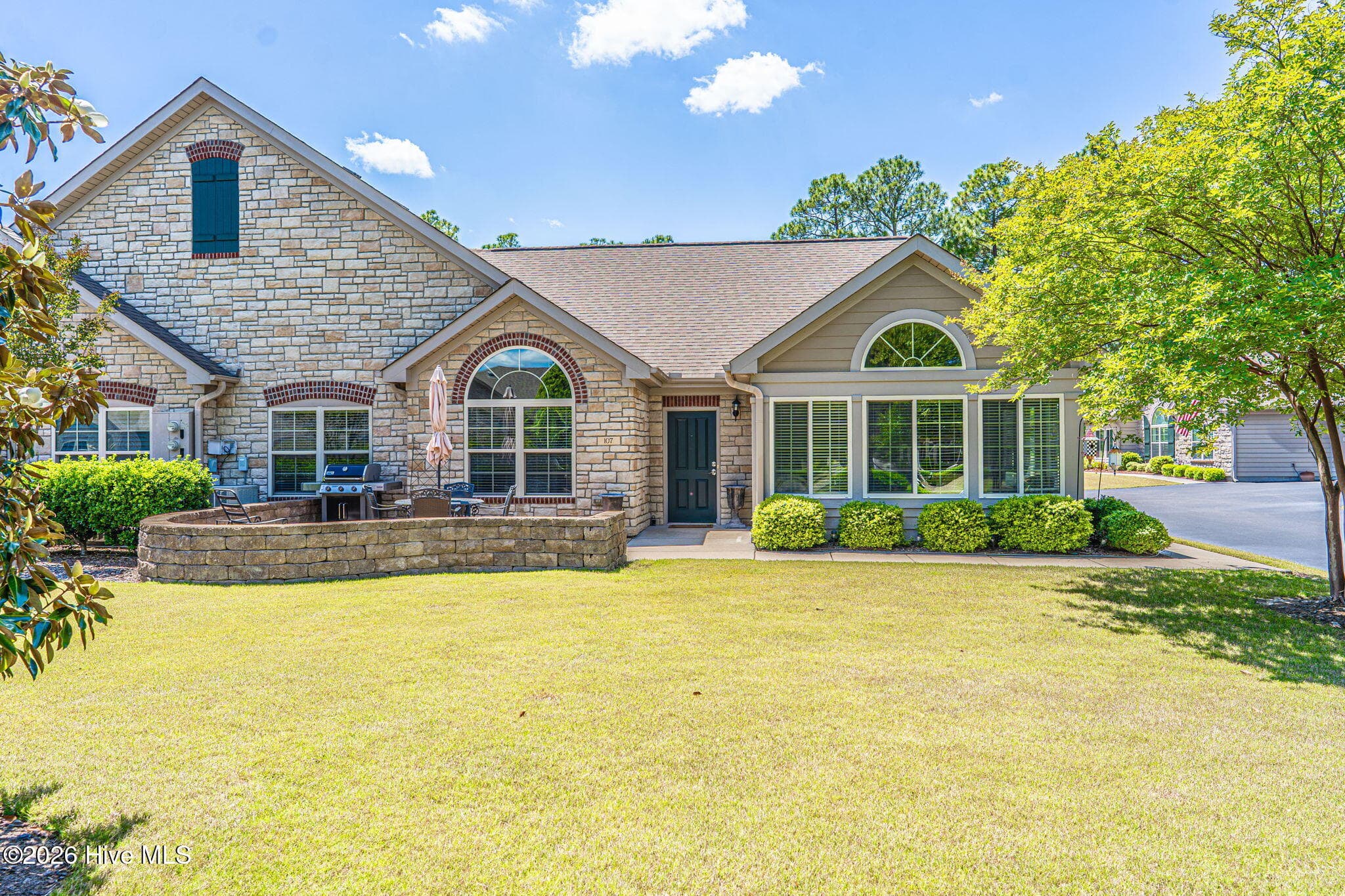 Townhouse at 107 W Chelsea Court, Southern Pines, NC 28387, photo 2 of 37
