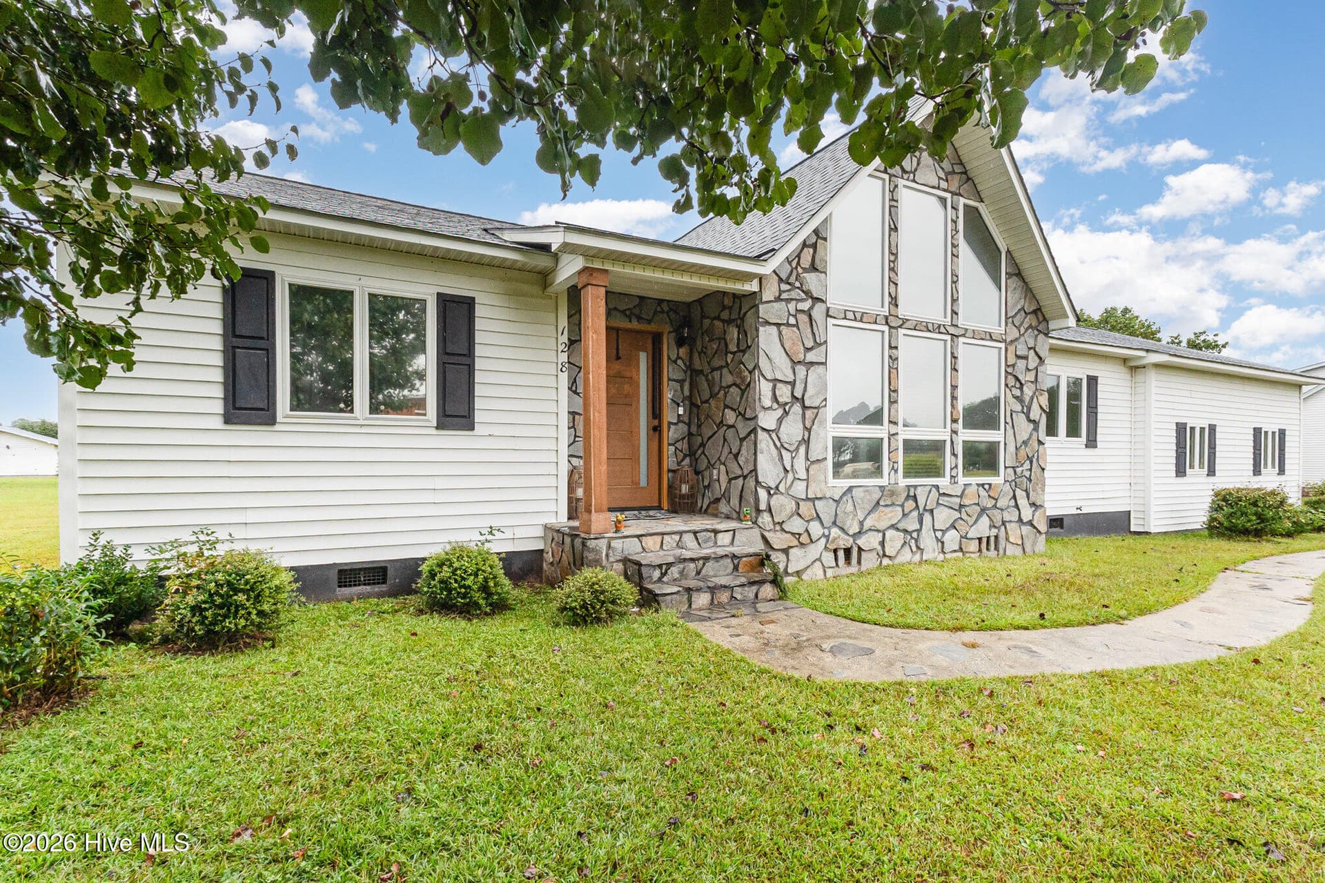 128 Linda Street, Princeton, NC 27569
