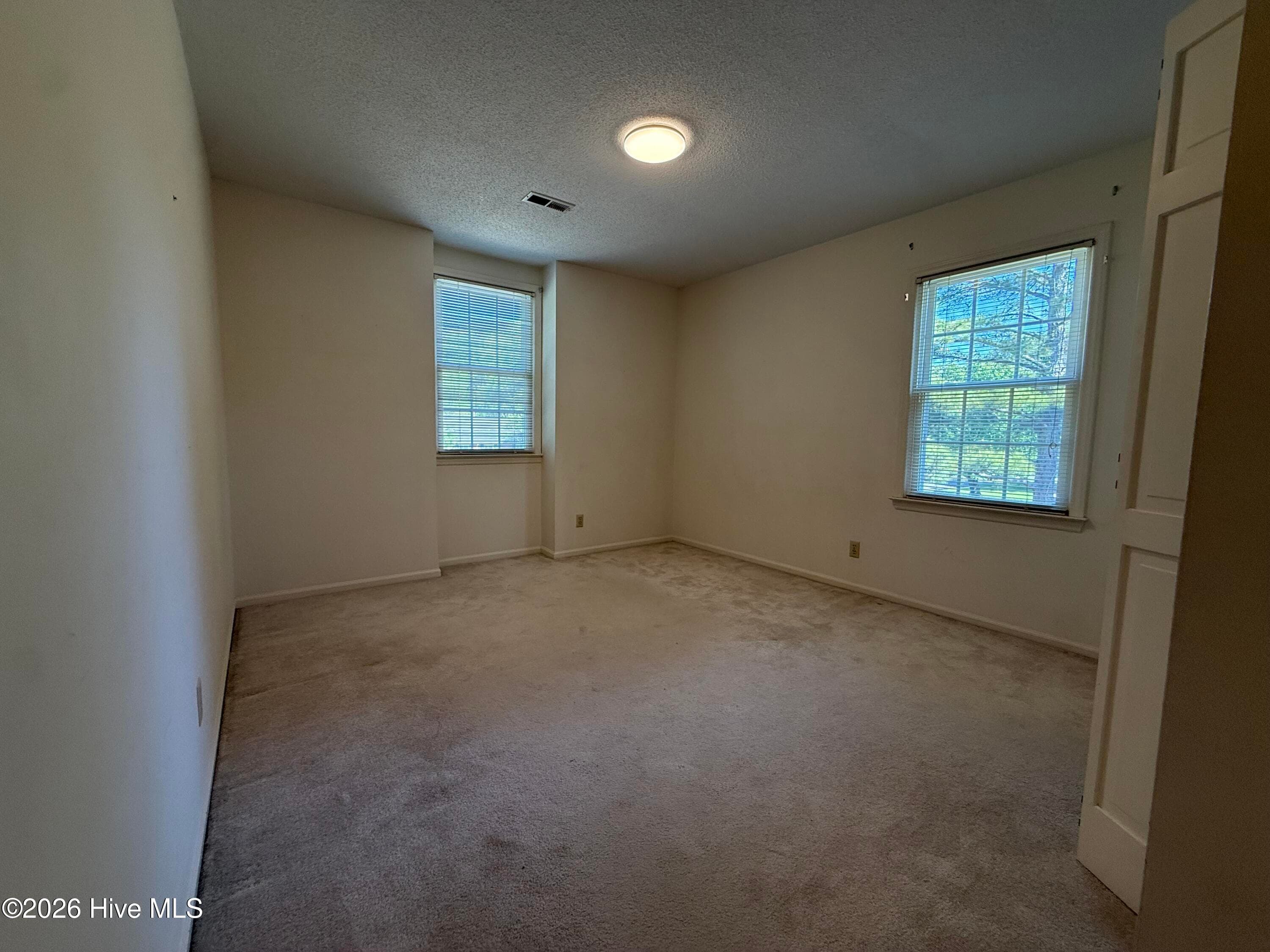 Single Family Residence at 907 Chestnut Drive, Smithfield, NC 27577, photo 3 of 4