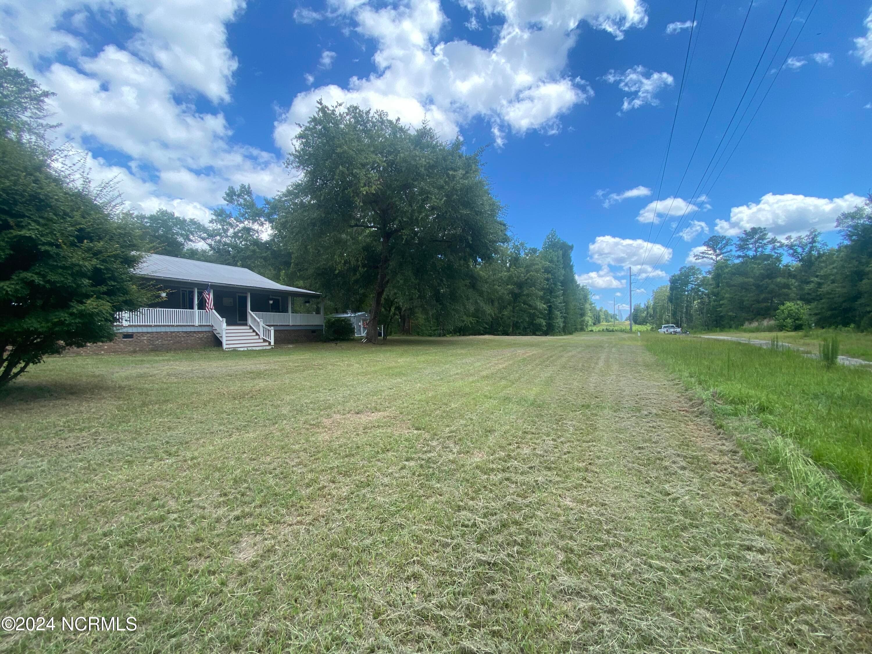 6692 Confederate Drive NE, Leland, NC 28451