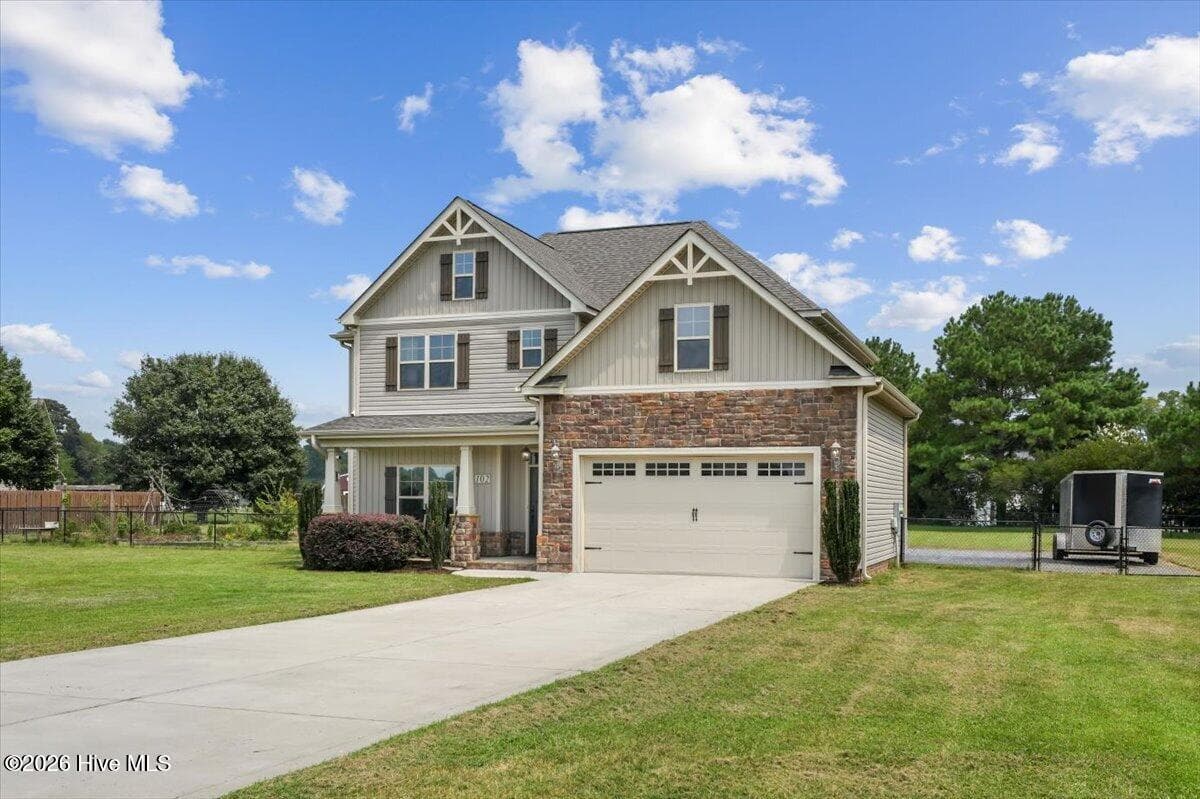 Single Family Residence at 102 Riviera Court, Goldsboro, NC 27534, photo 3 of 52