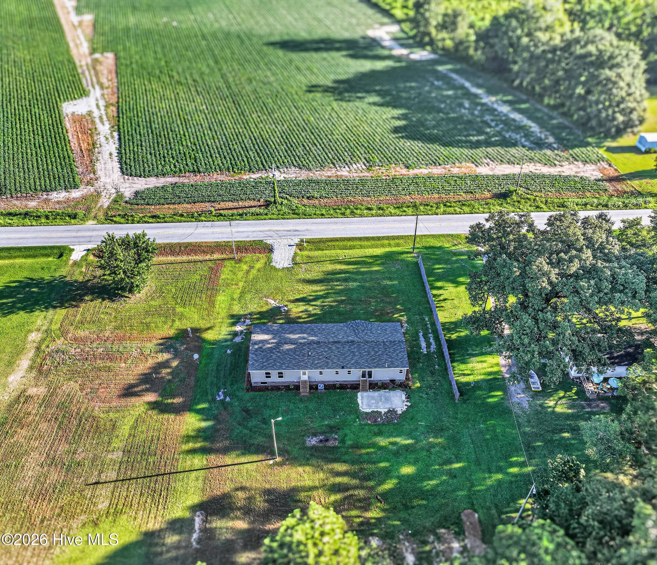 Manufactured Home at 1978 E Hanrahan Road, Ayden, NC 28513, photo 10 of 46