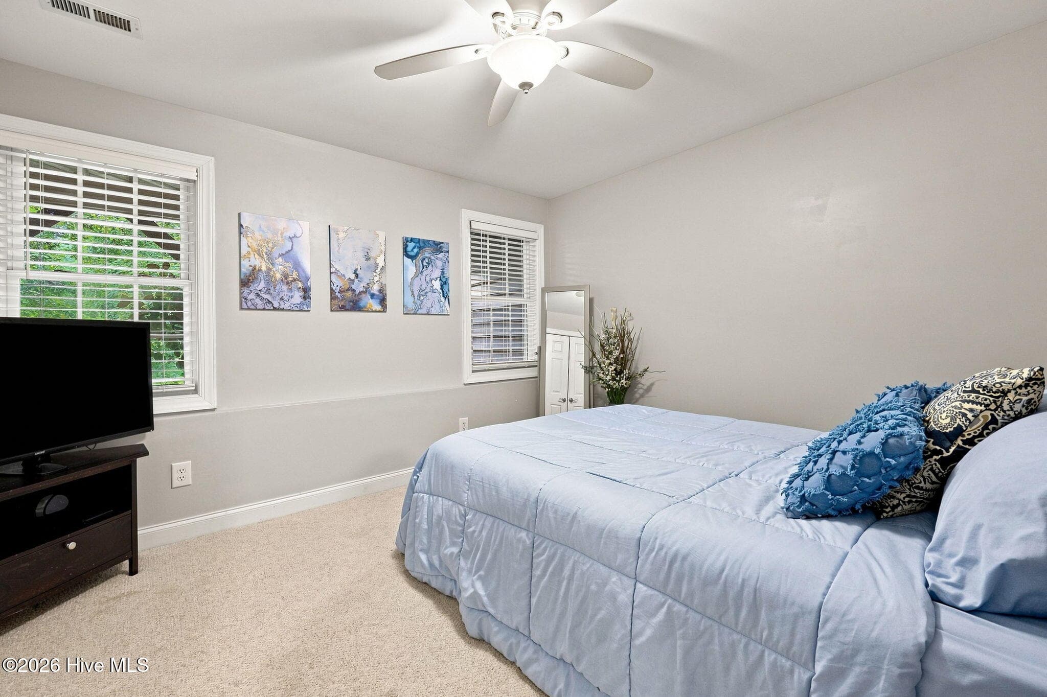 Single Family Residence at 3233 Leicester Circle, Sanford, NC 27332, photo 28 of 52